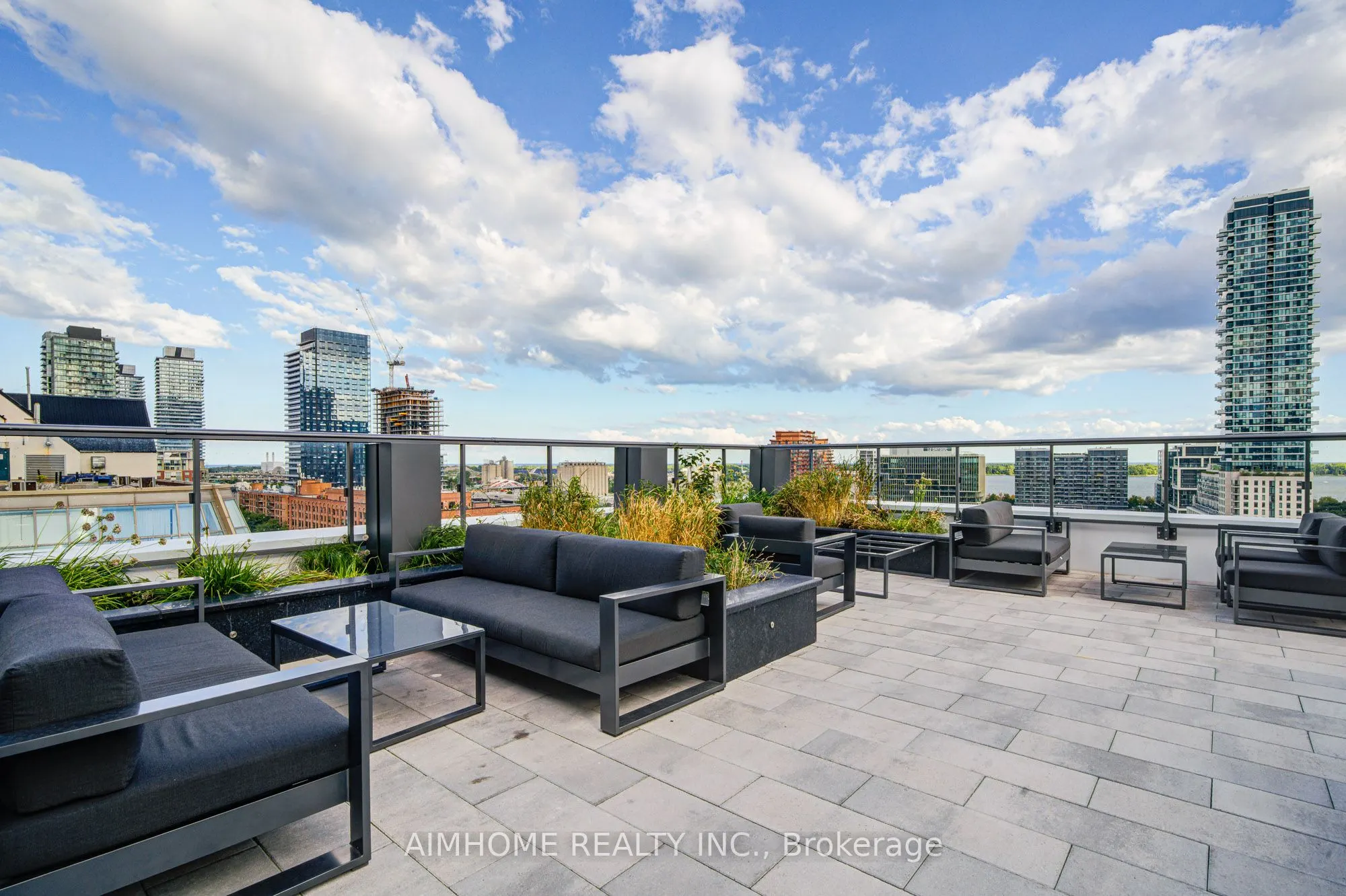 70 Princess Street, #1723