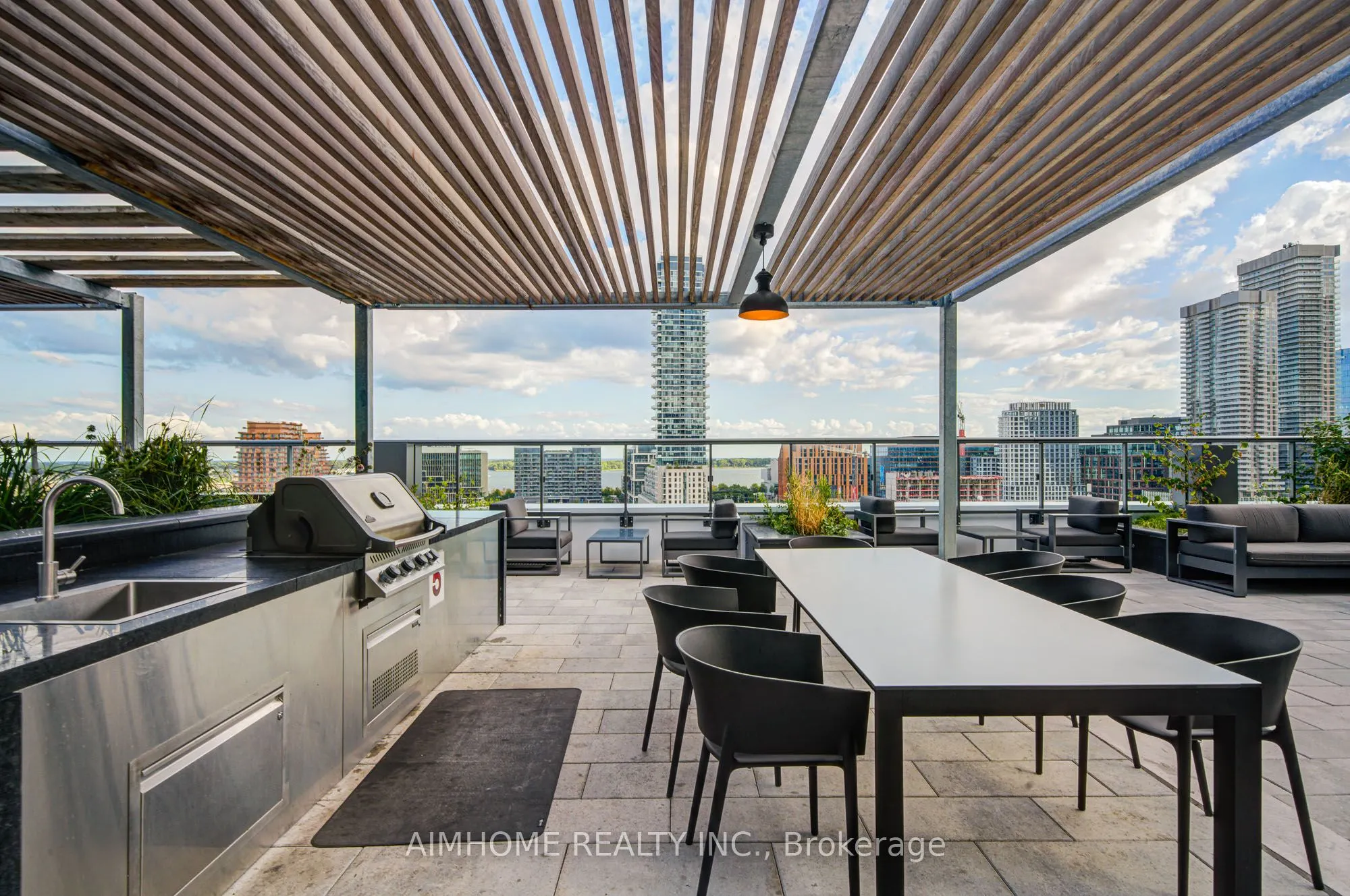 70 Princess Street, #1723