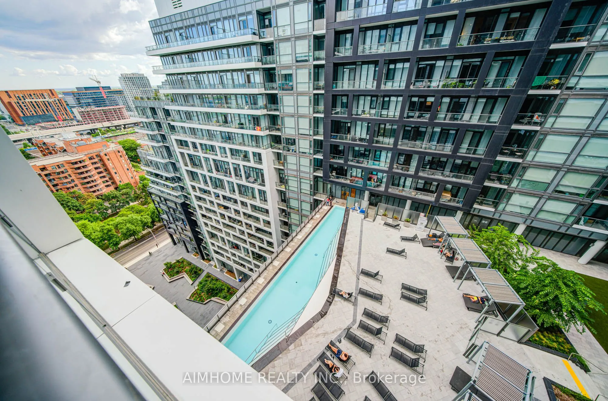 70 Princess Street, #1723