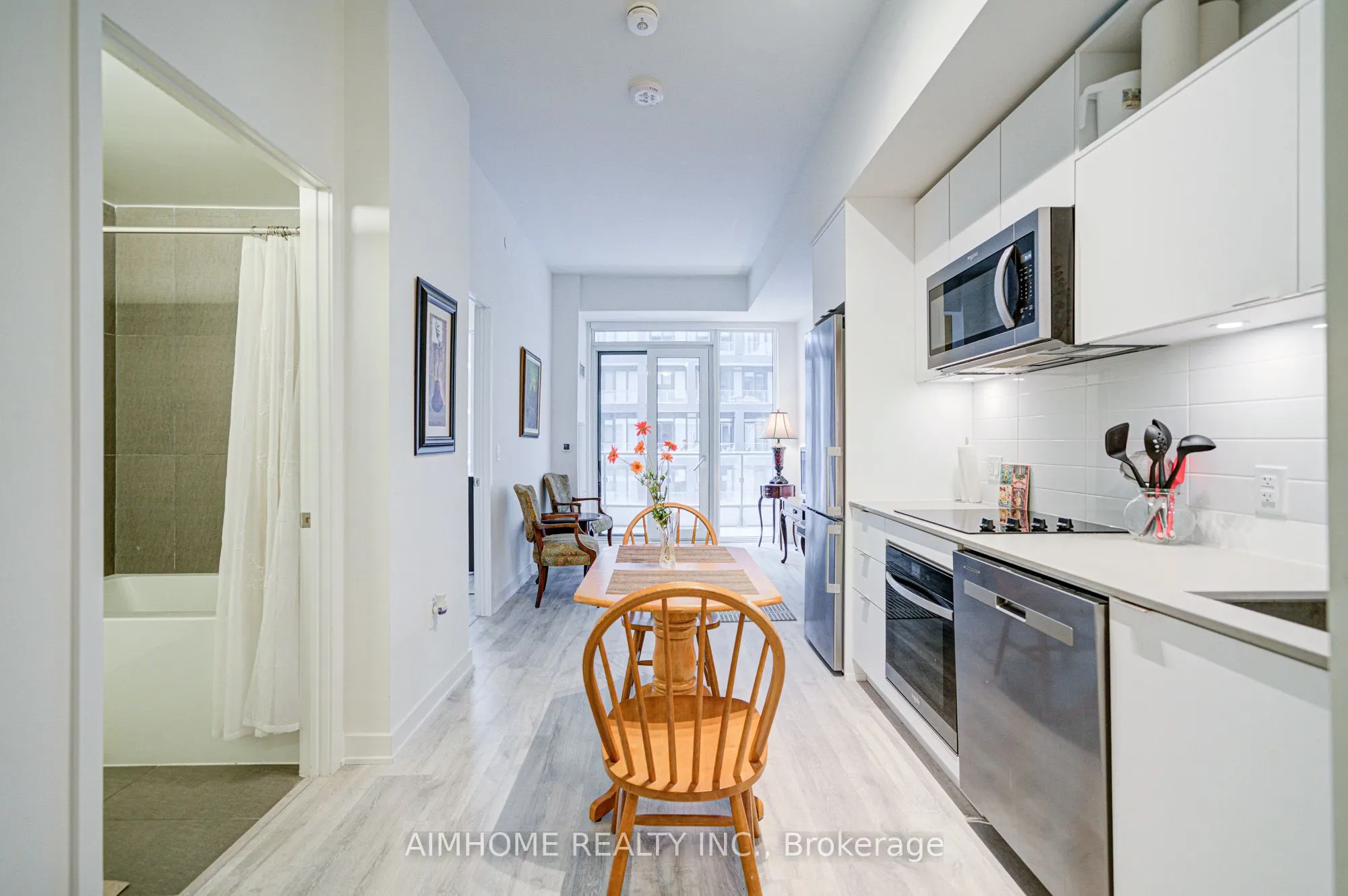 70 Princess Street, #1723