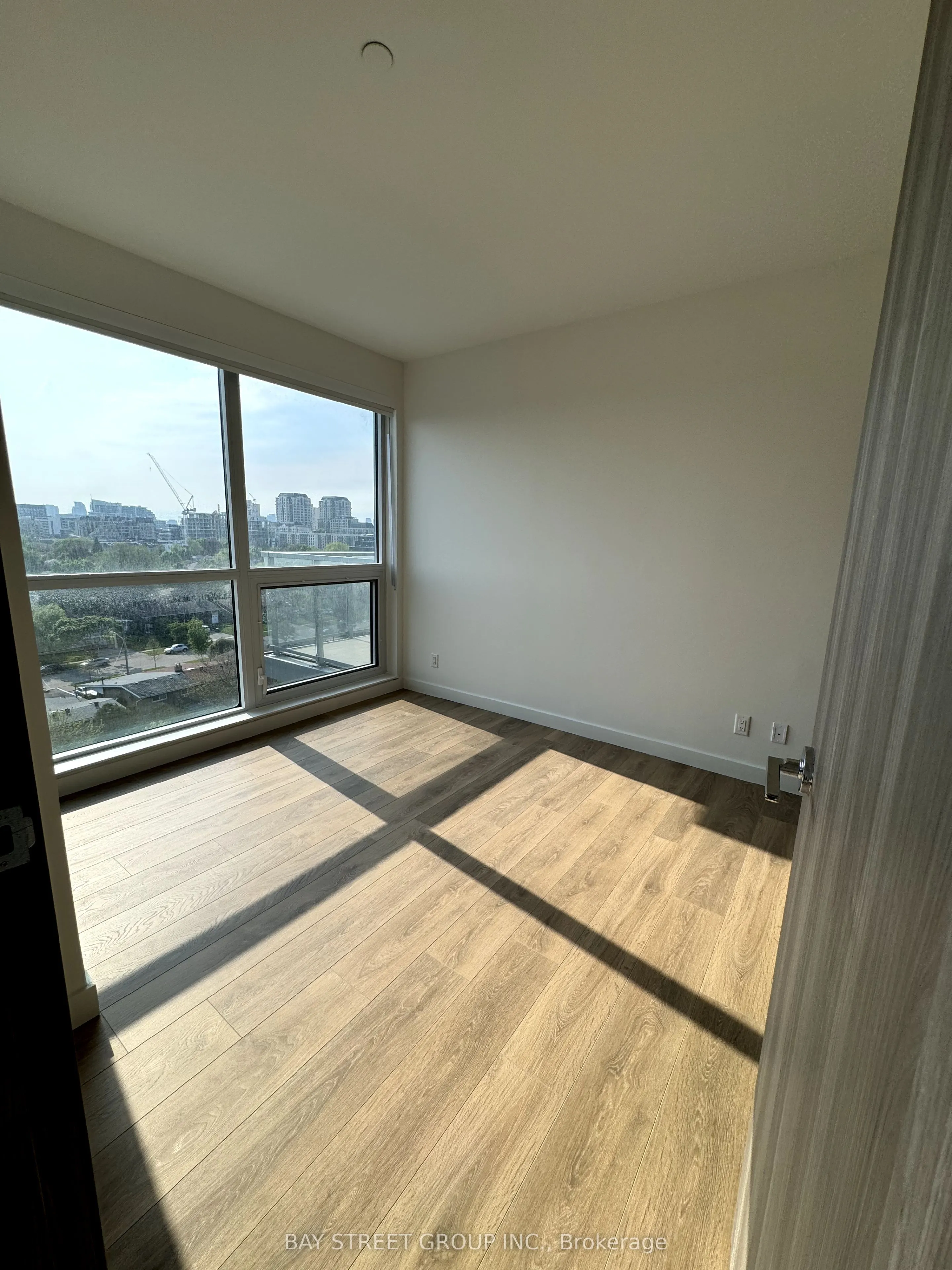 25 McMahon Drive, #1506
