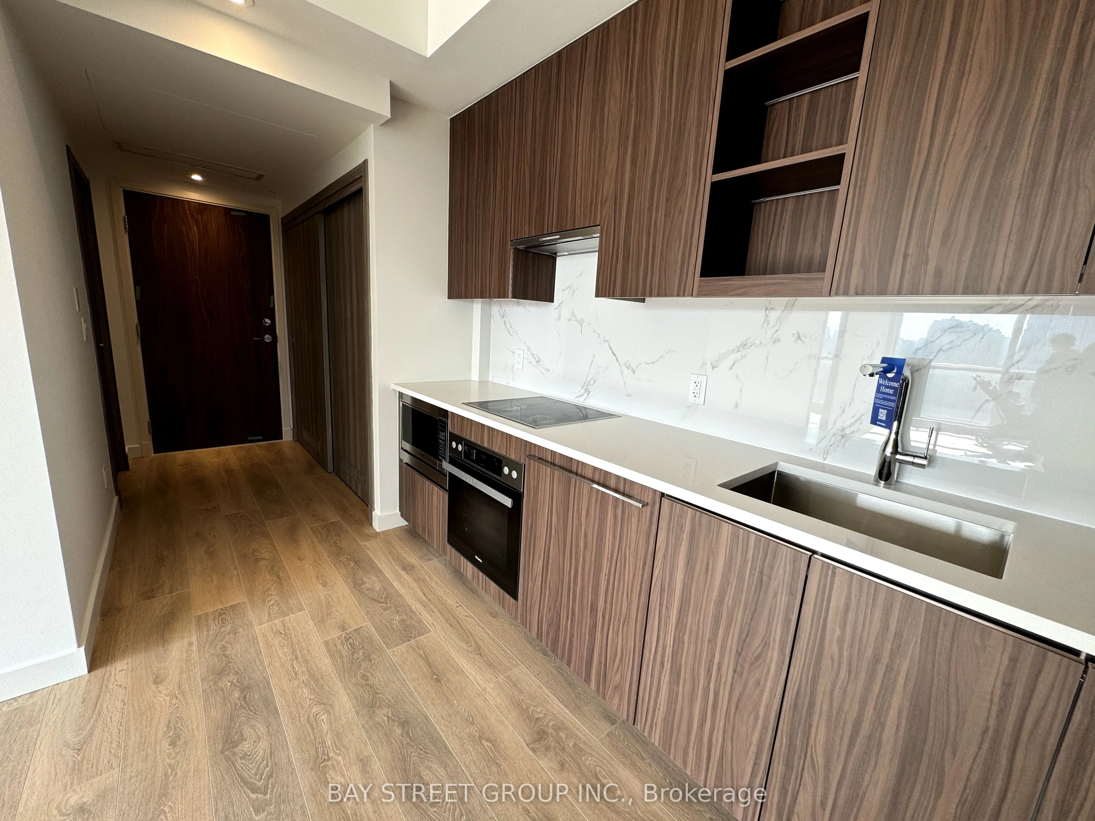 25 McMahon Drive, #1506
