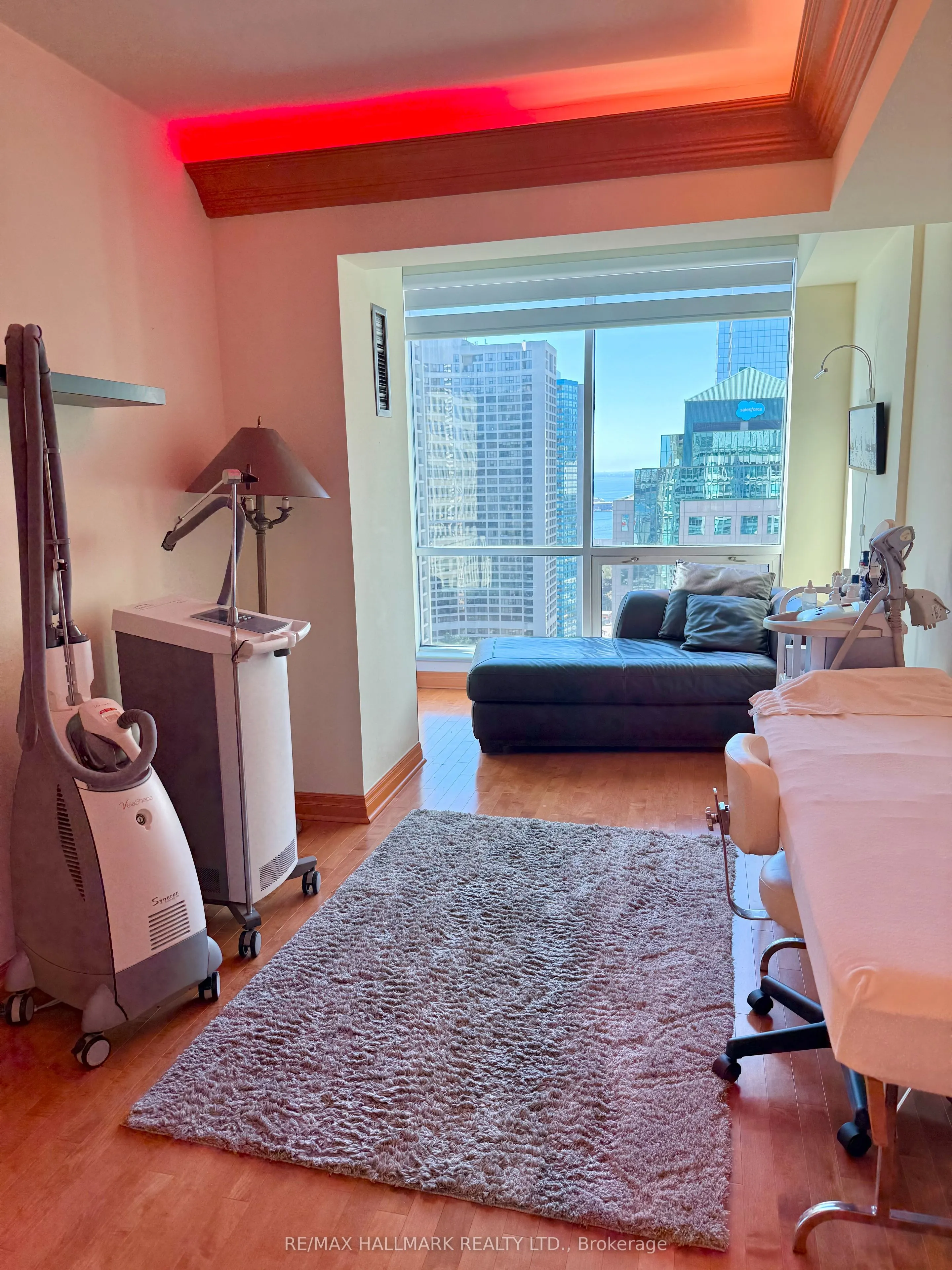 10 Queens Quay W, #PH11