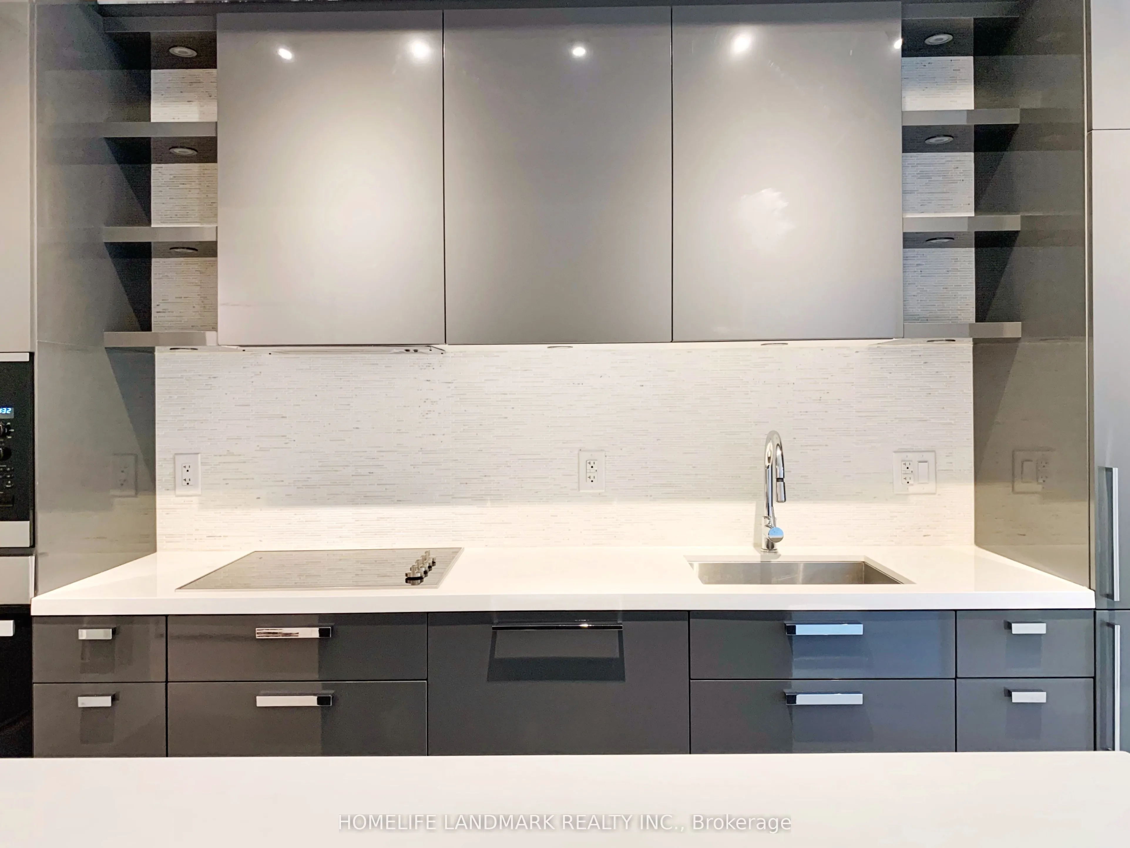 32 Davenport Road, ##1305