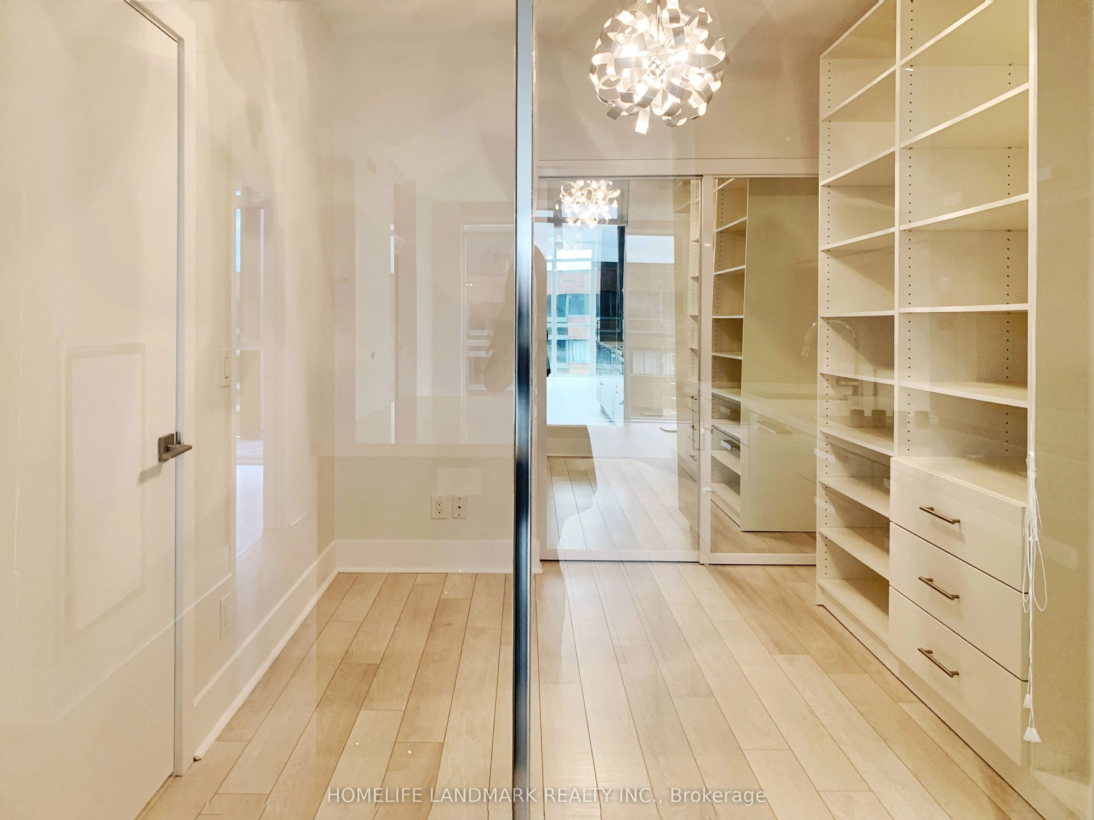 32 Davenport Road, ##1305