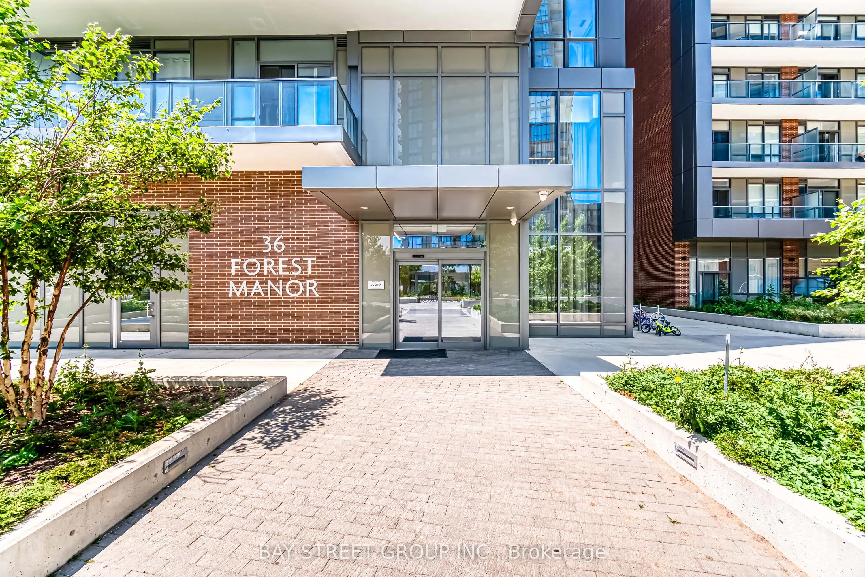 36 Forest Manor Road, #521