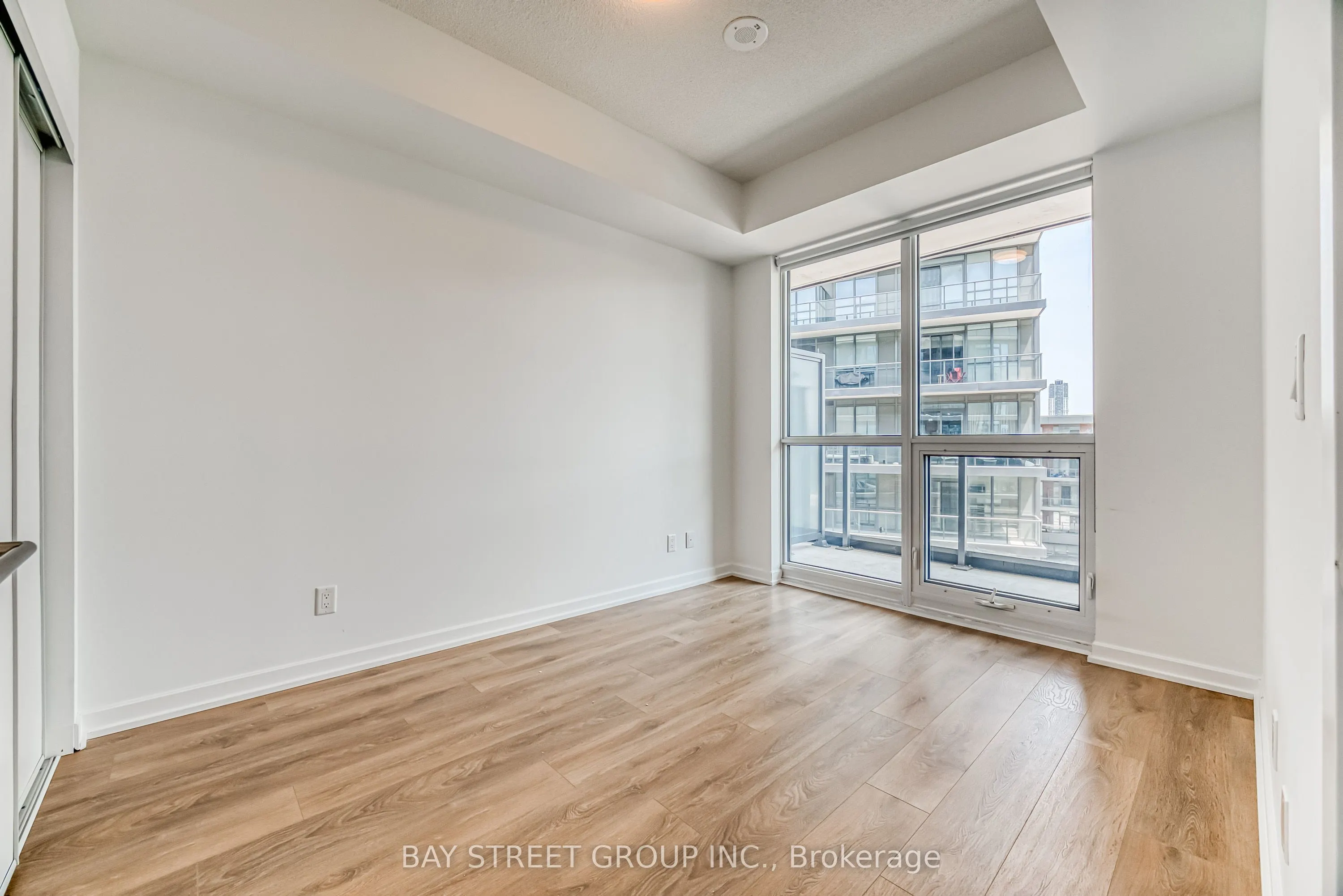 36 Forest Manor Road, #521