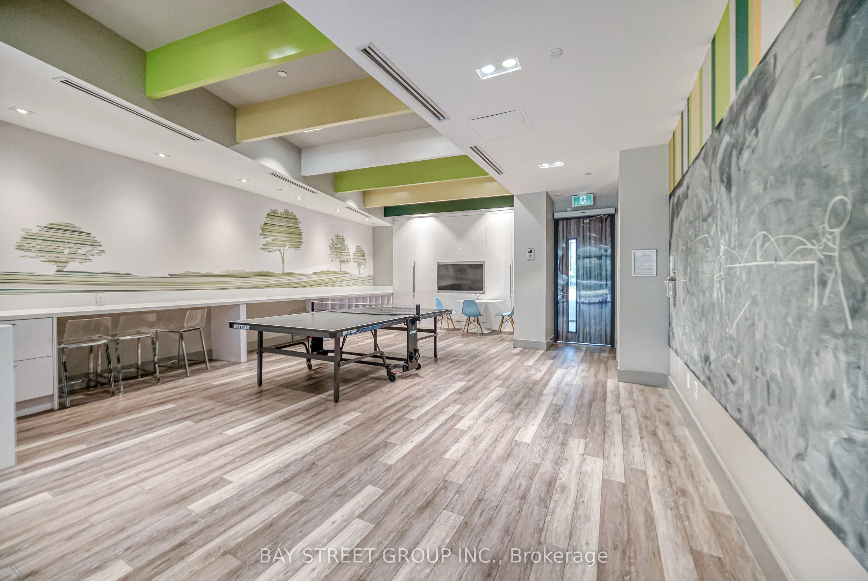 36 Forest Manor Road, #521
