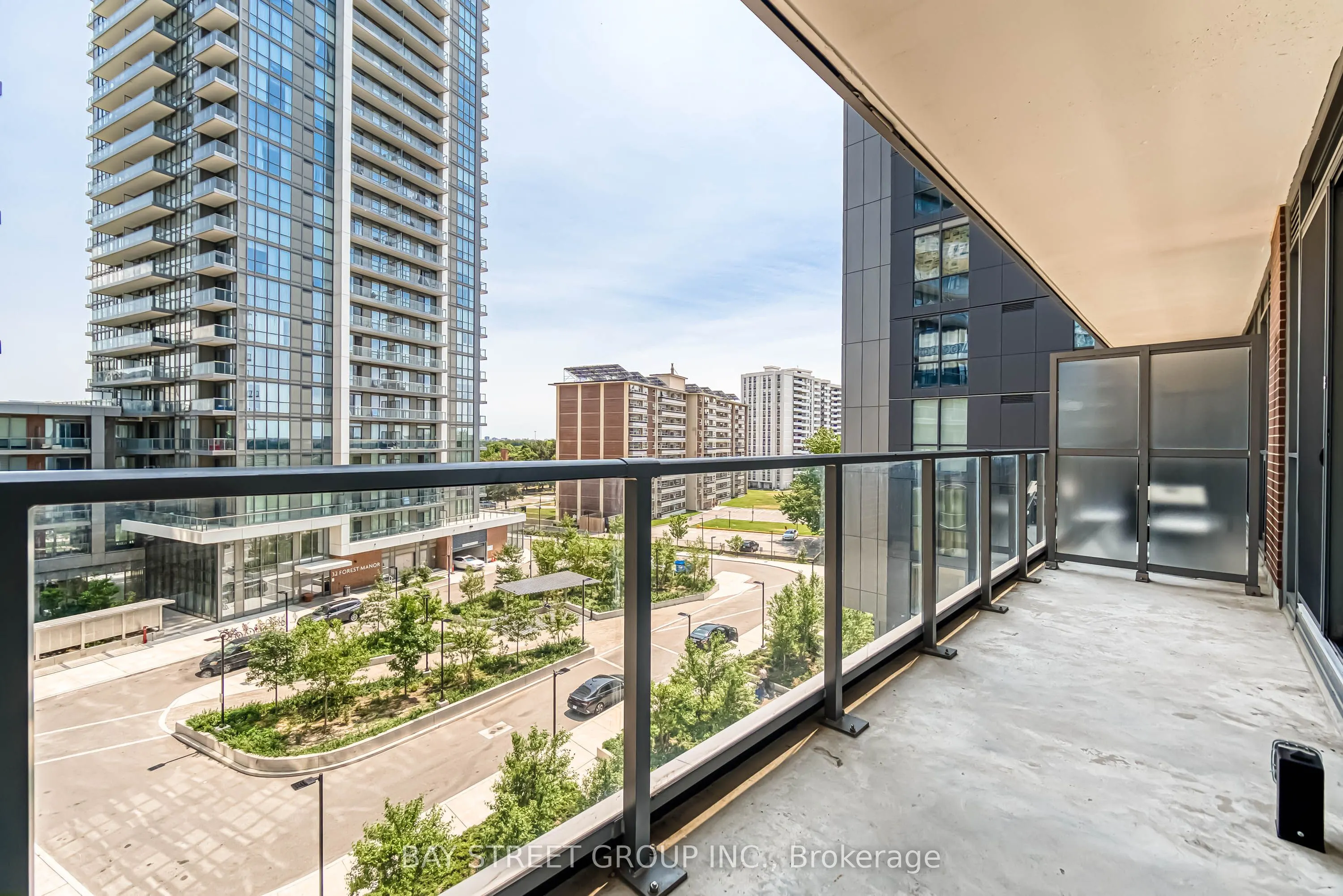 36 Forest Manor Road, #521