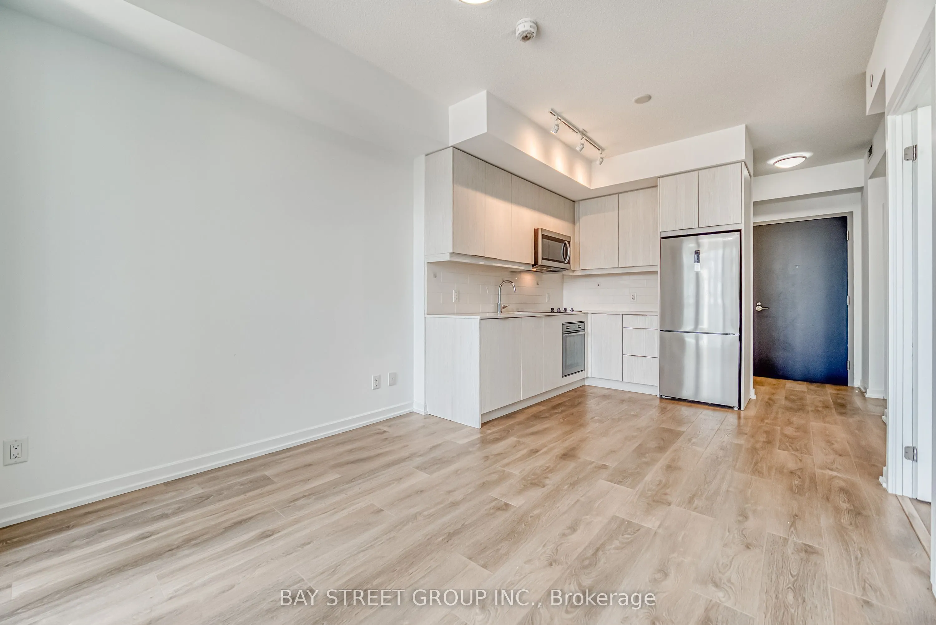 36 Forest Manor Road, #521