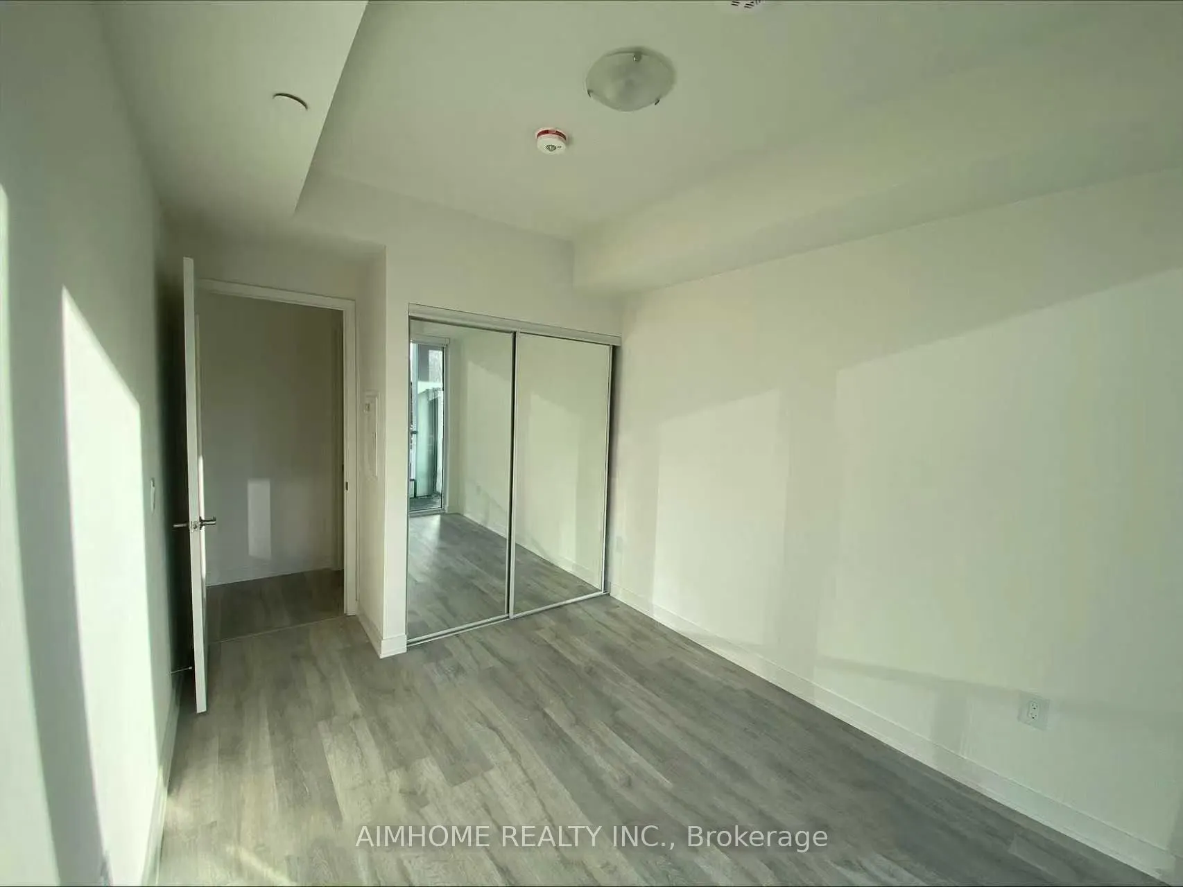 135 Lower Sherbourne Street, #569 W