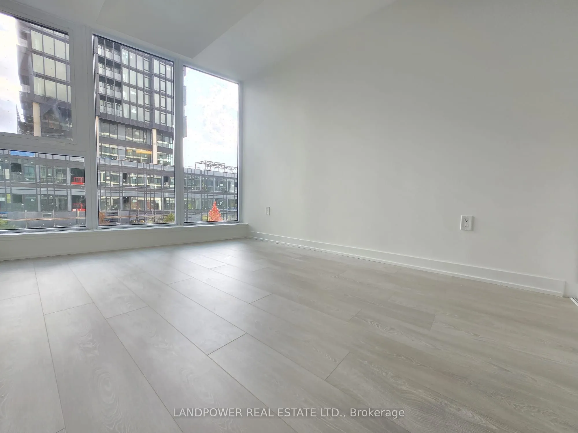 1 Kyle Lowry Road, #231