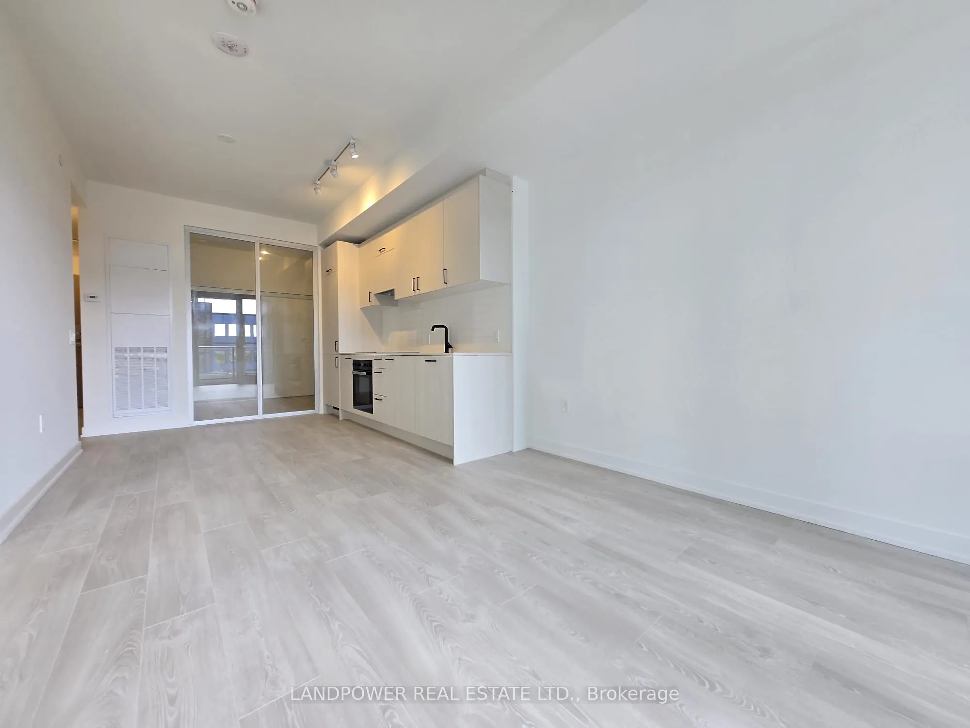 1 Kyle Lowry Road, #231
