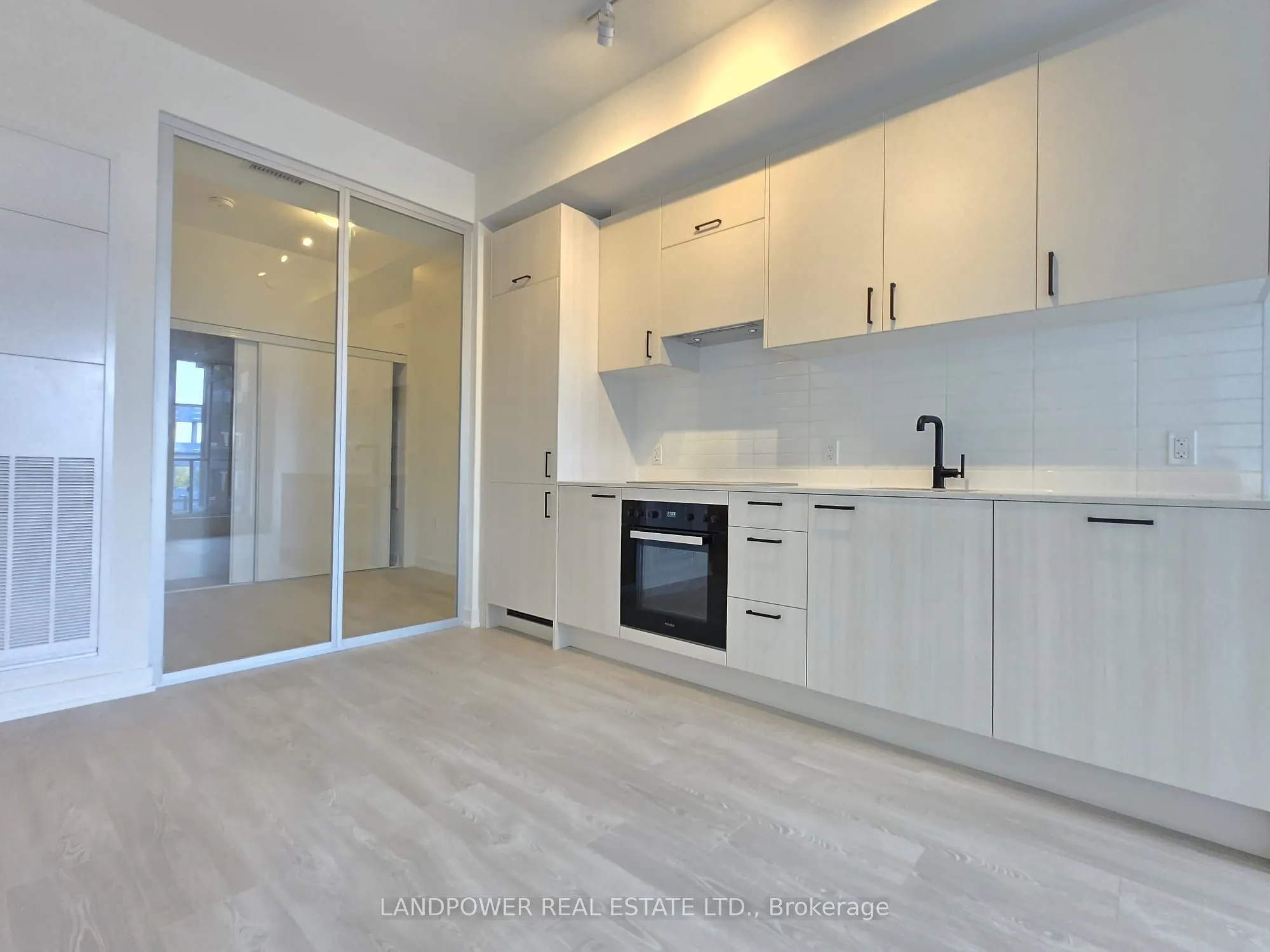 1 Kyle Lowry Road, #231
