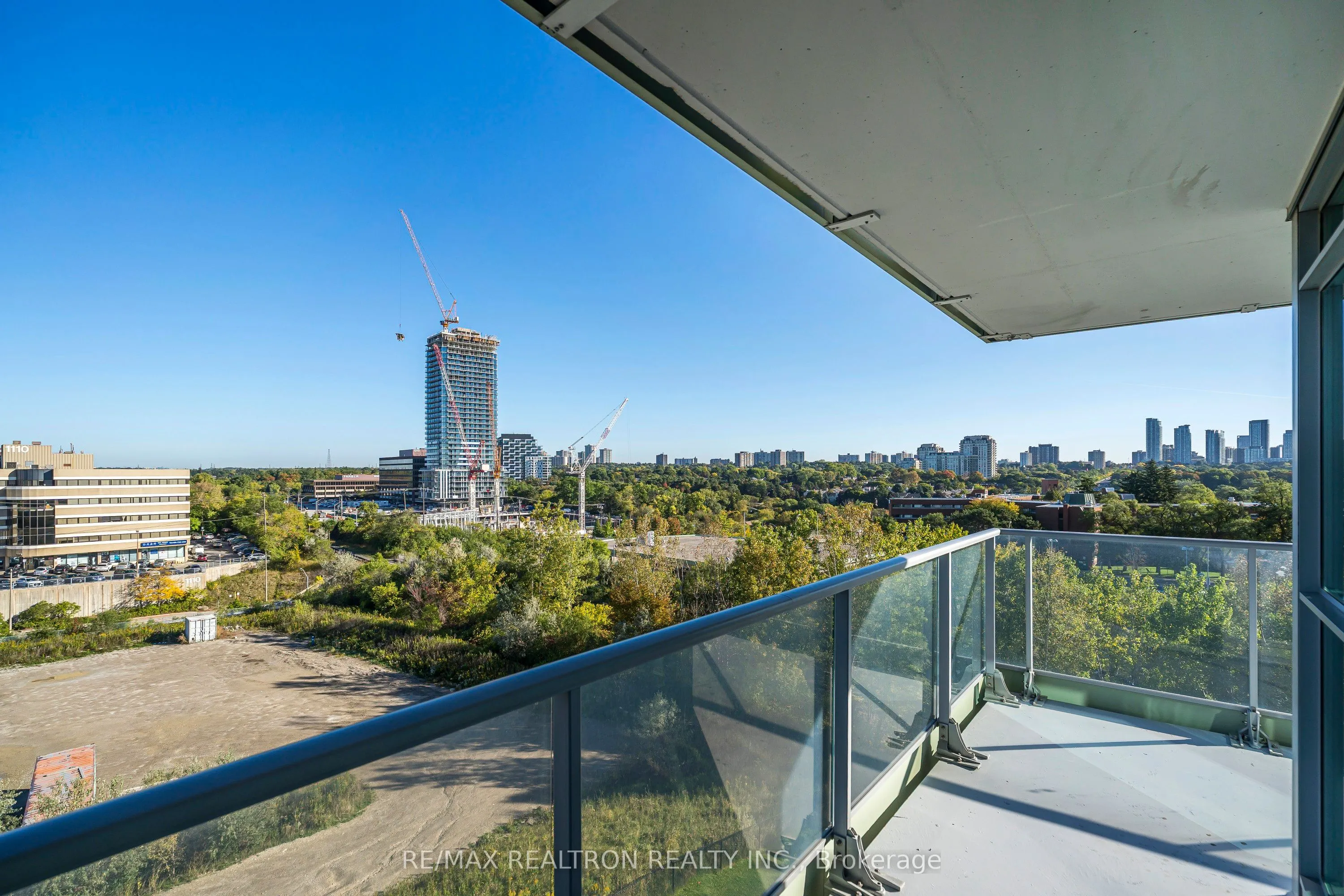33 Singer Court, #602