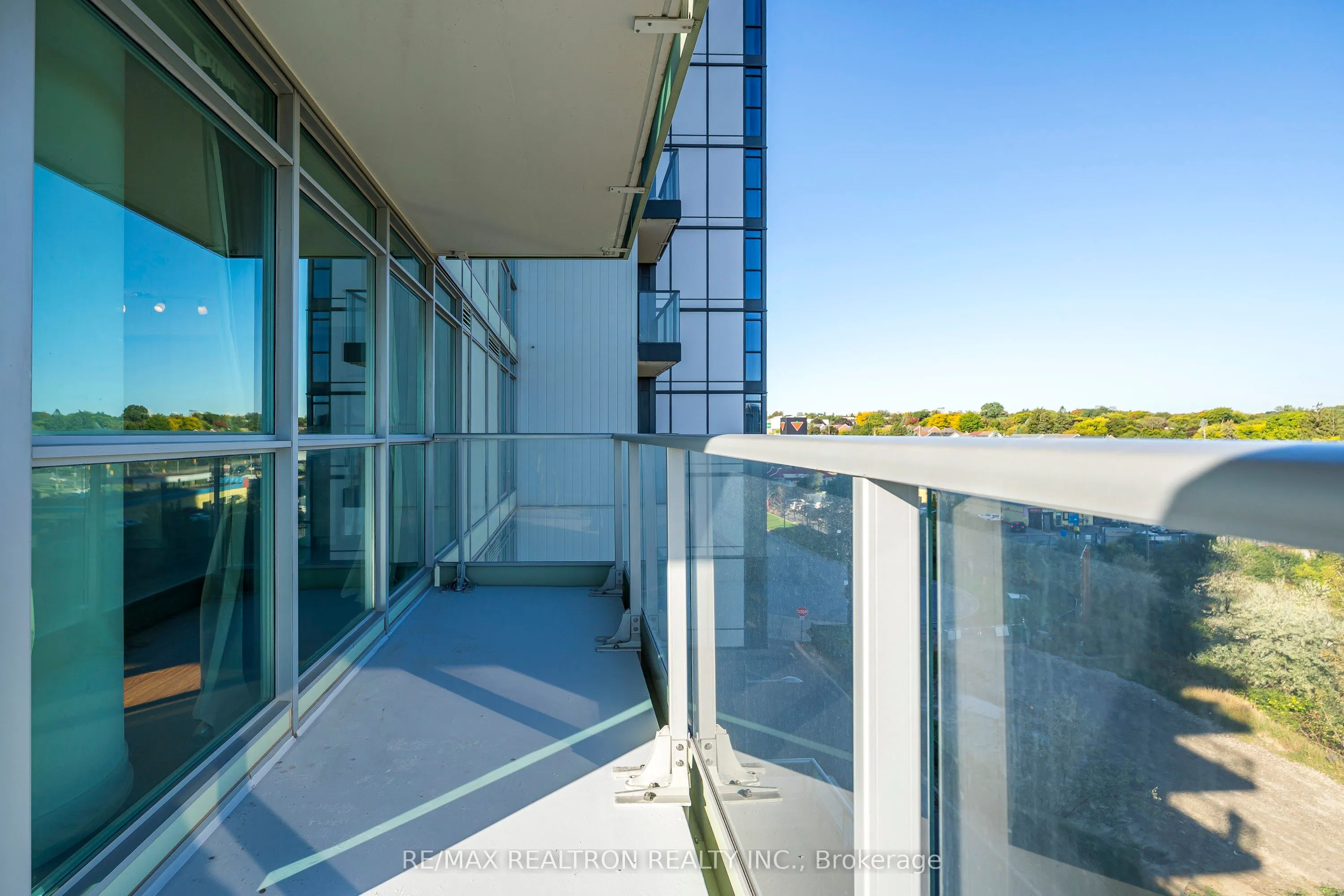 33 Singer Court, #602