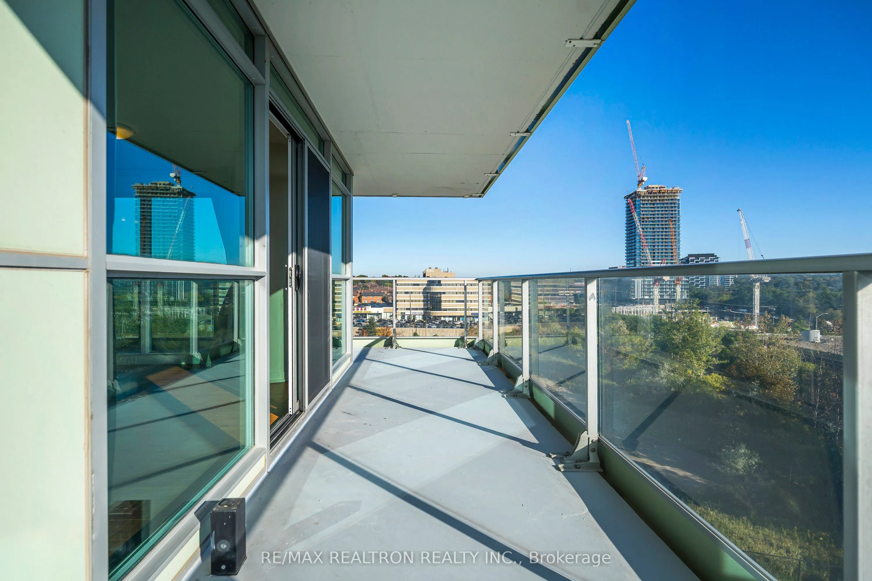 33 Singer Court, #602