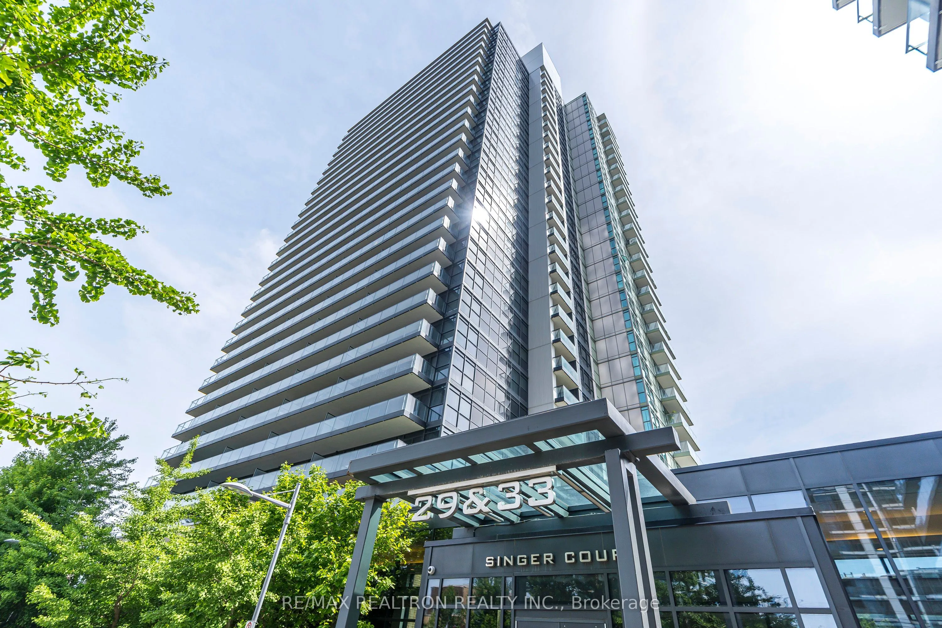 33 Singer Court, #602