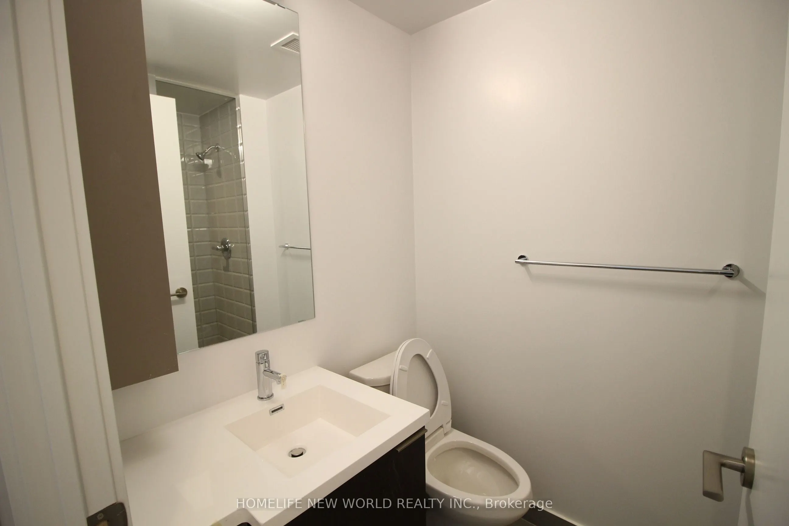 203 College Street, #906