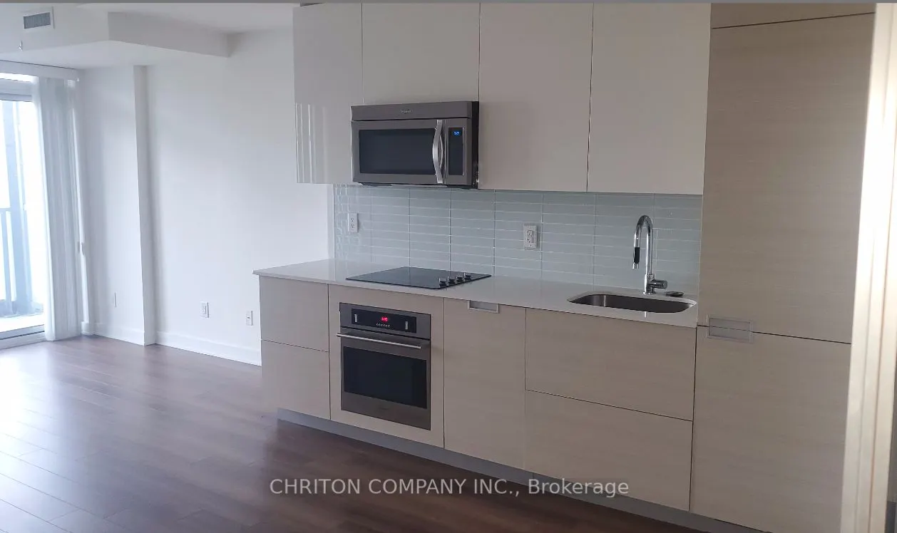 210 Simcoe Street, #2307