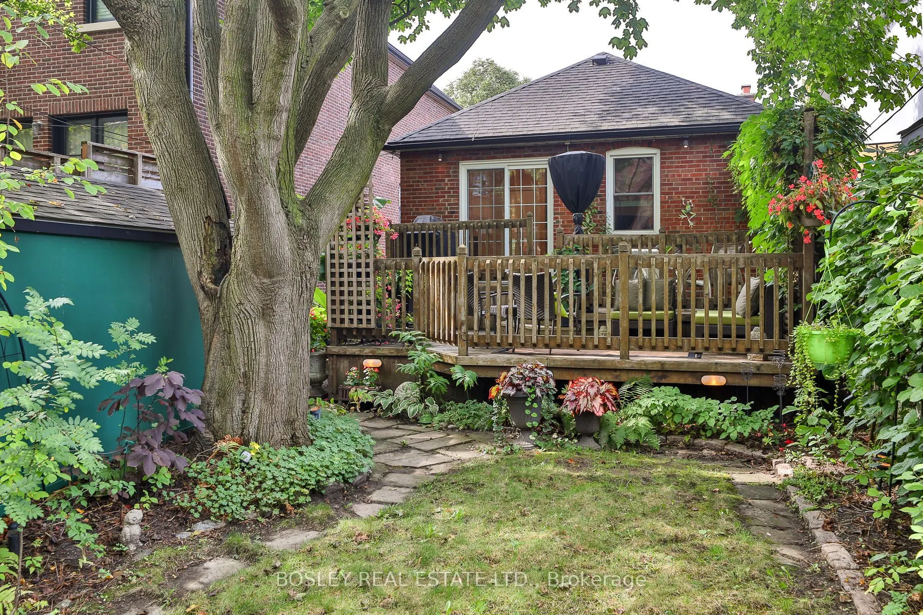 333 Sutherland Drive