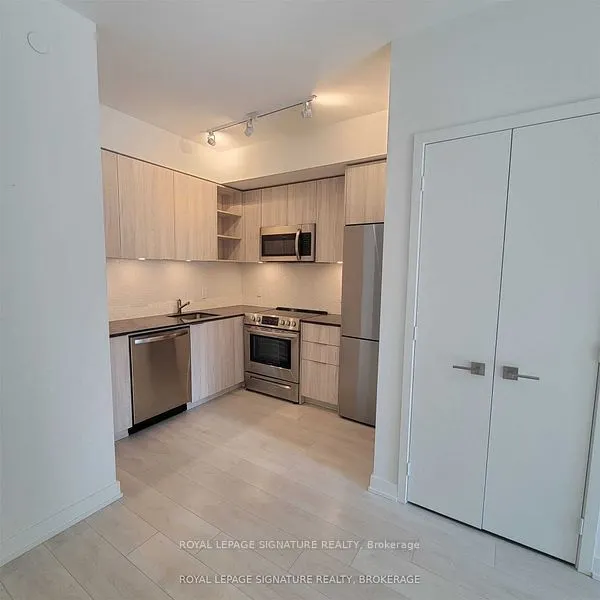 30 Ordnance Street, #503