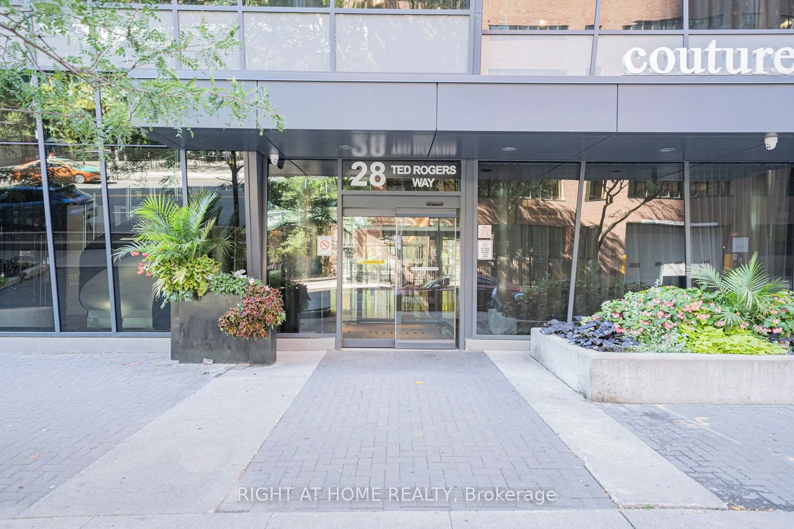 28 Ted Rogers Way, #2104