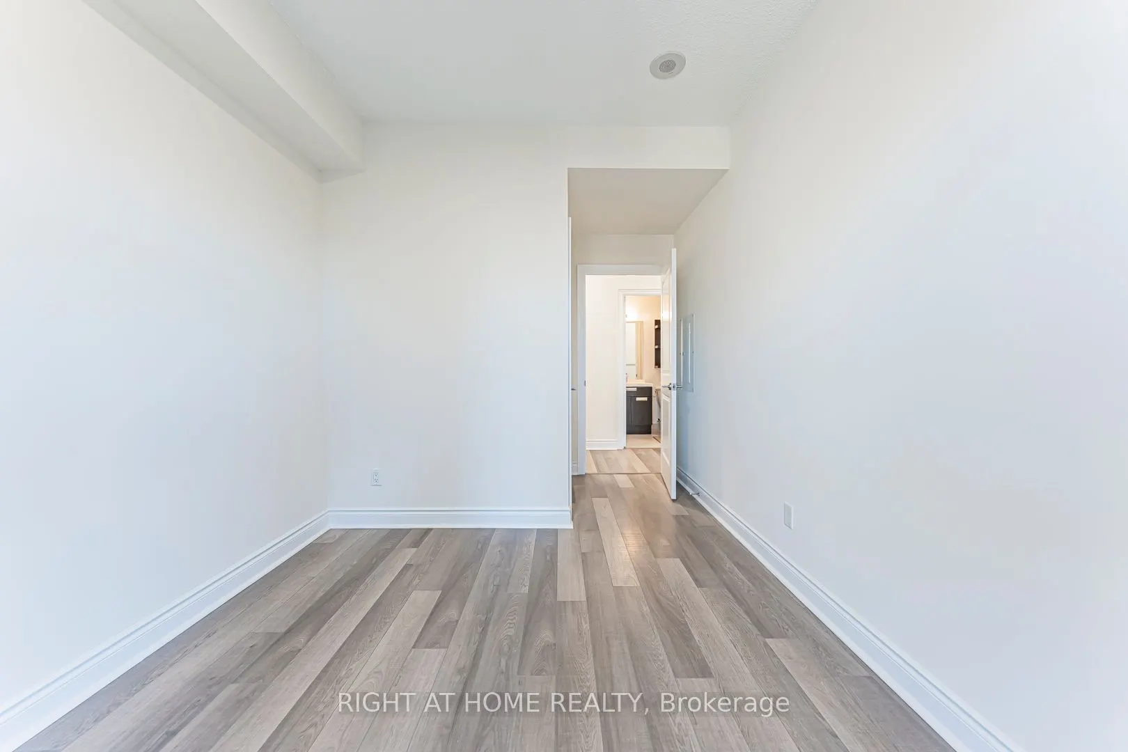 28 Ted Rogers Way, #2104