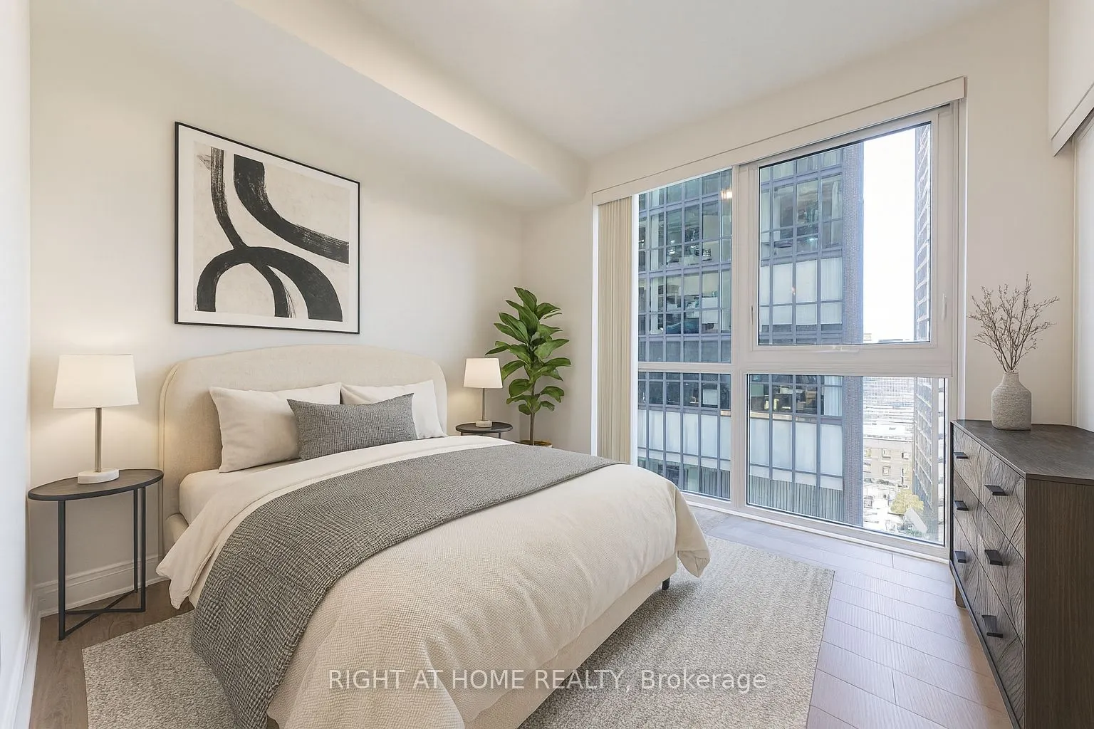 28 Ted Rogers Way, #2104