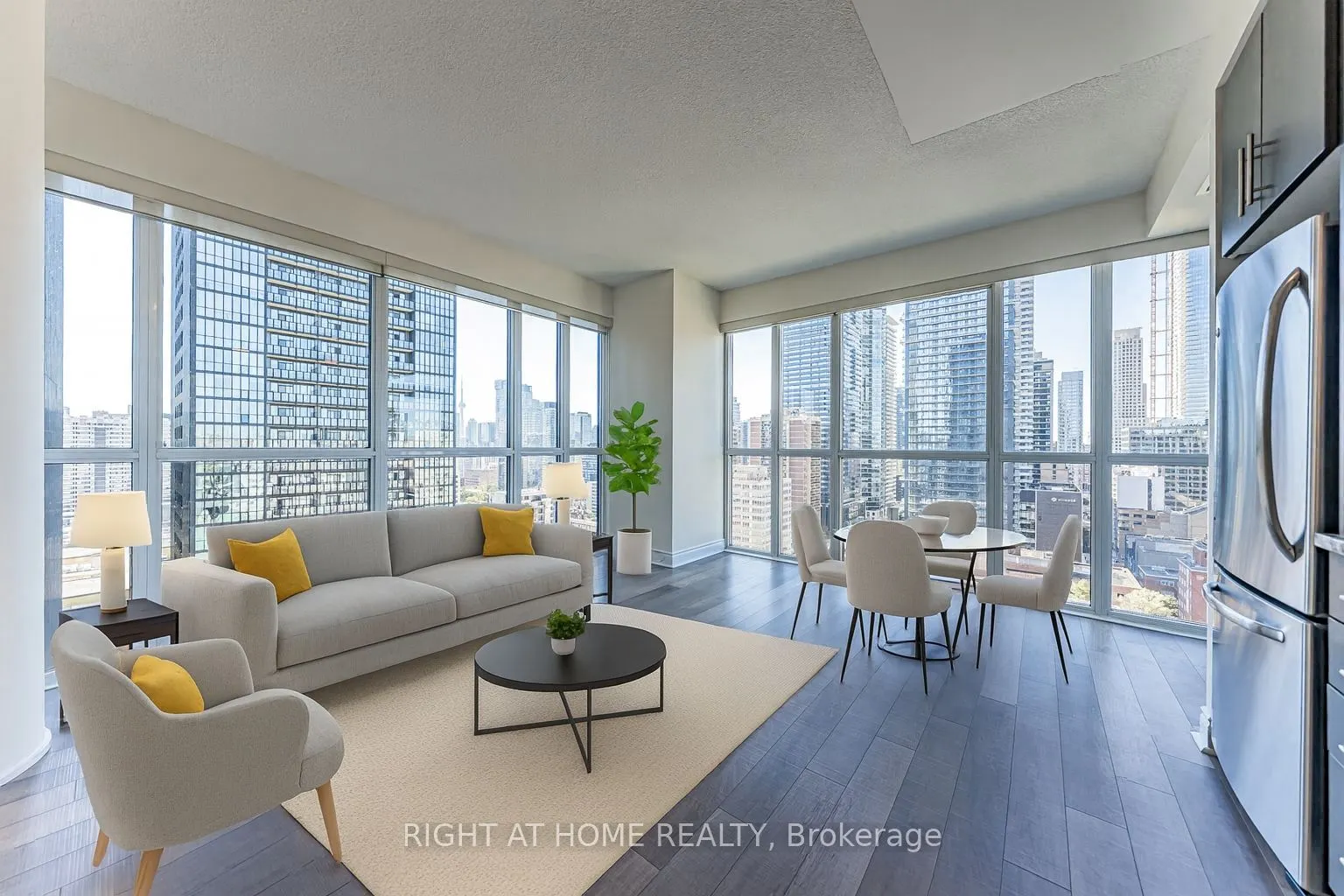 28 Ted Rogers Way, #2104