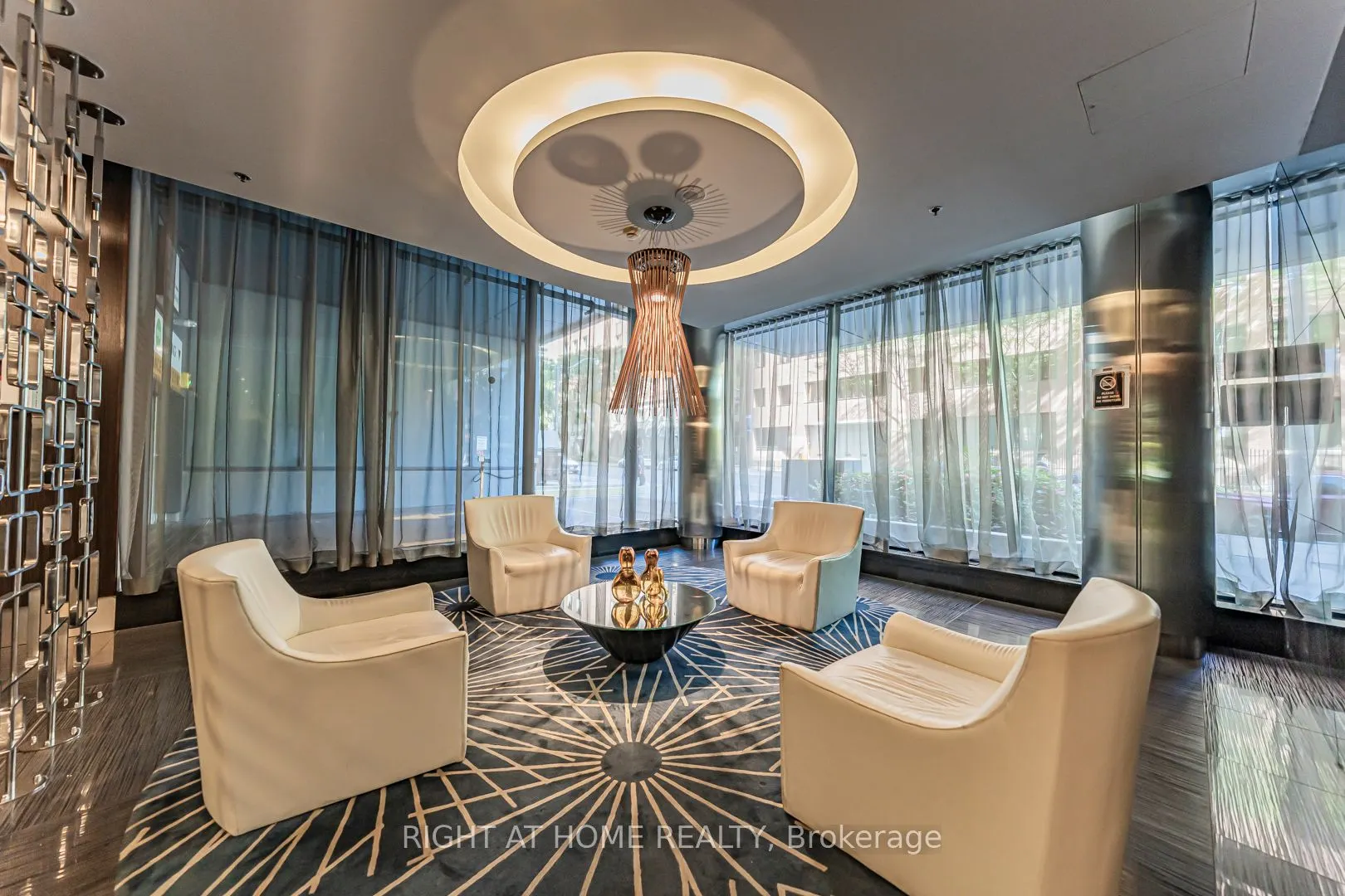 28 Ted Rogers Way, #2104