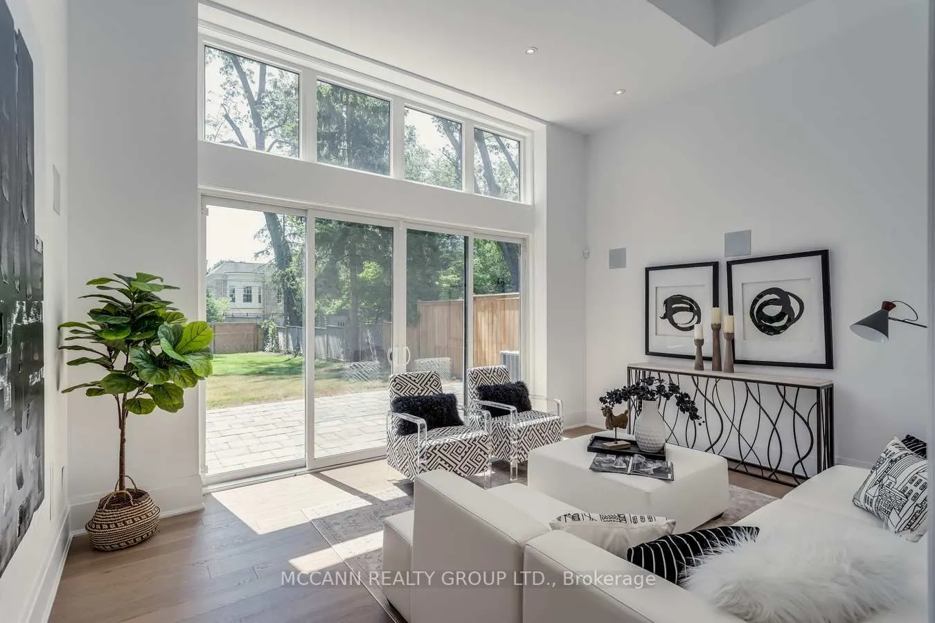 125 Glengrove Avenue W