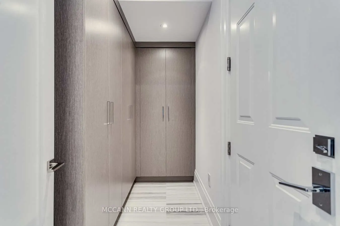 125 Glengrove Avenue W