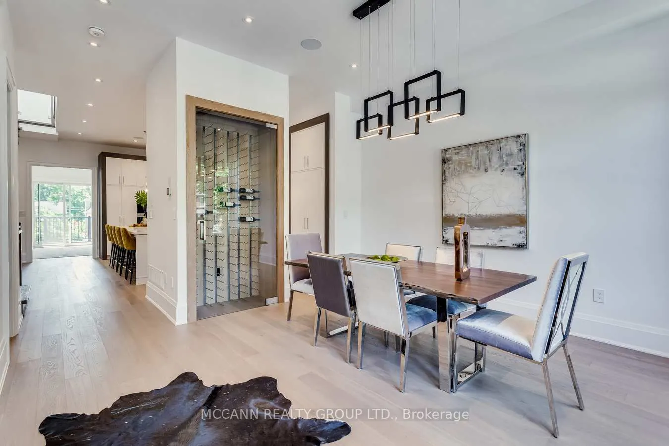 125 Glengrove Avenue W