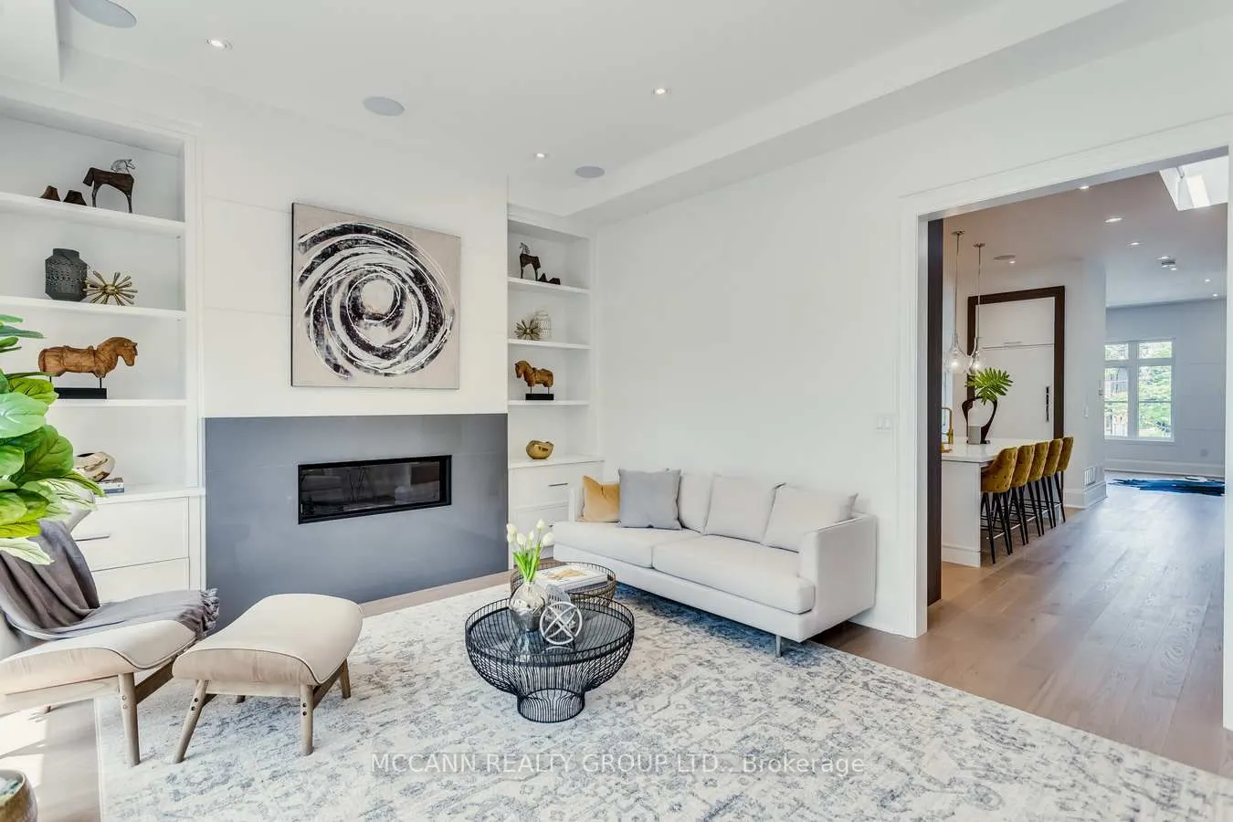125 Glengrove Avenue W