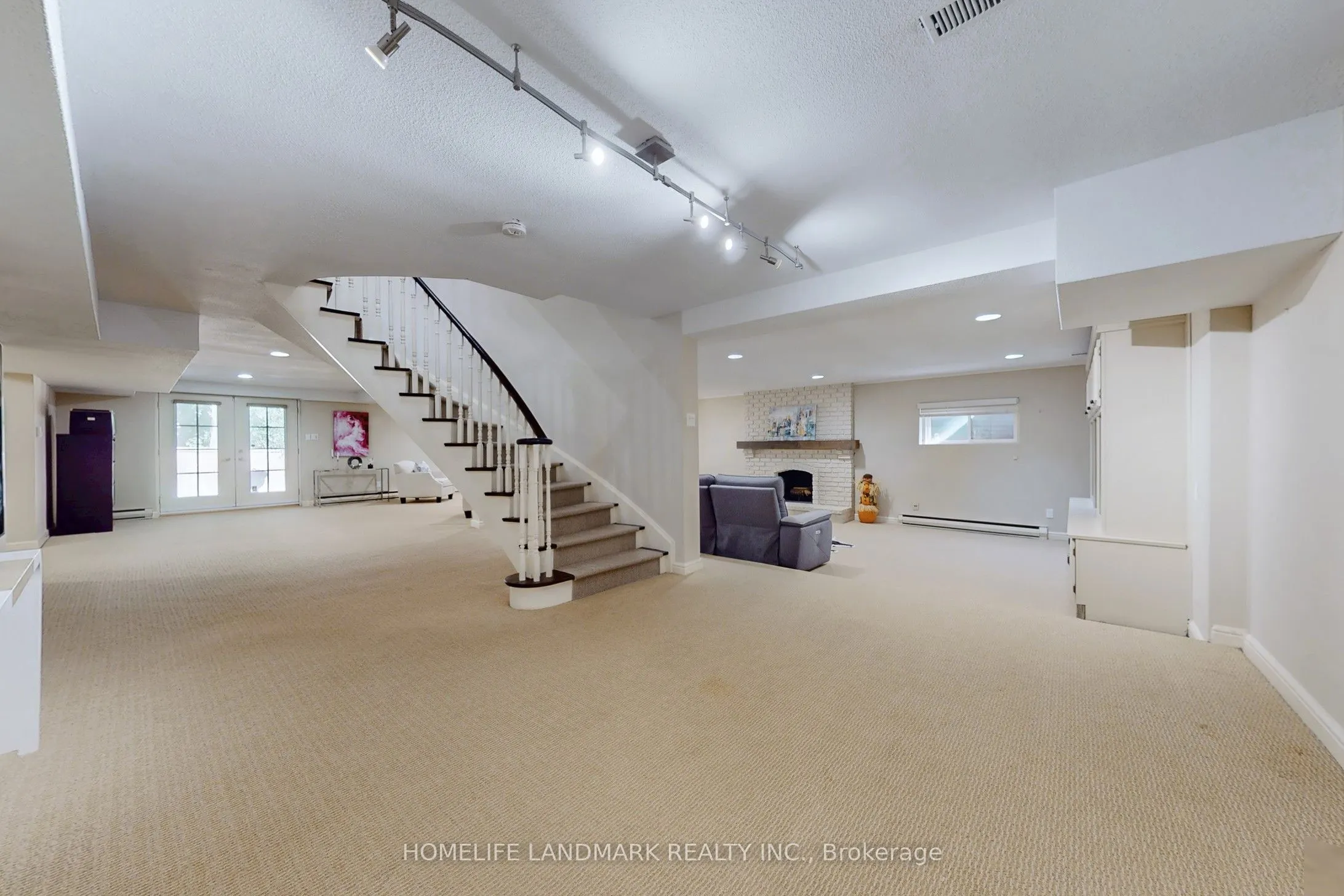 30 Bobwhite Crescent