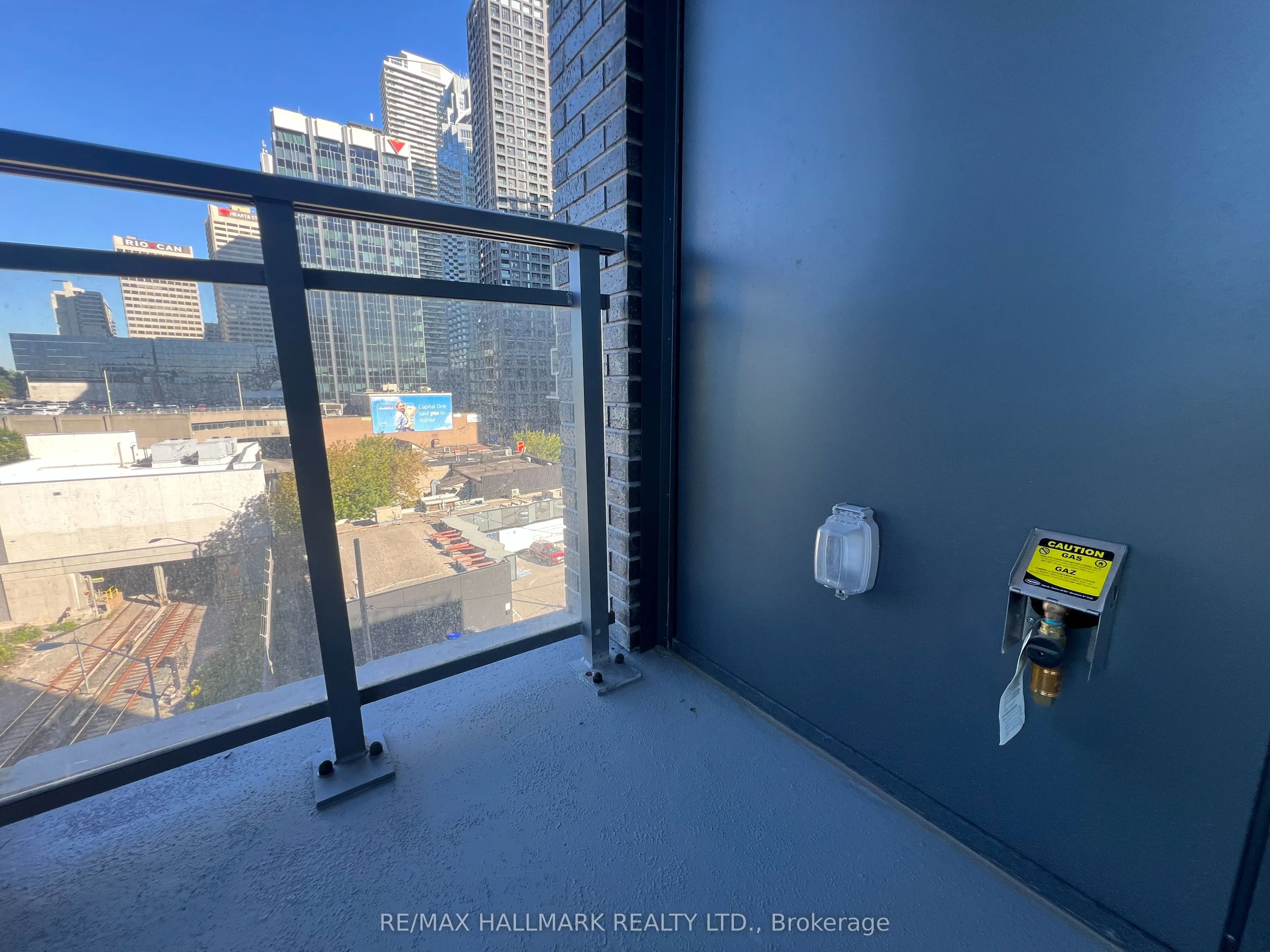 1 Hillsdale Avenue W, #502