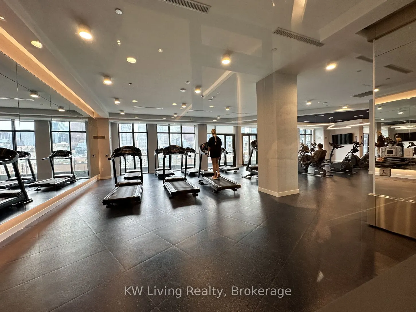 121 Lower Sherbourne Street, #463