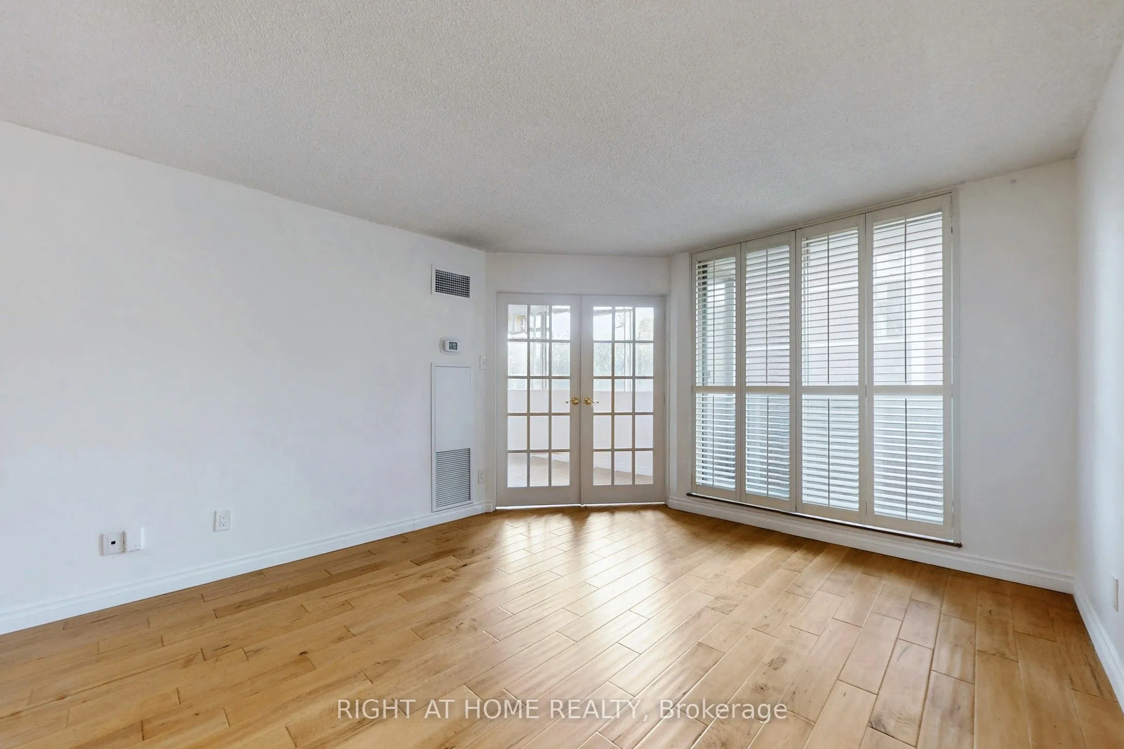 60 Homewood Avenue, #331