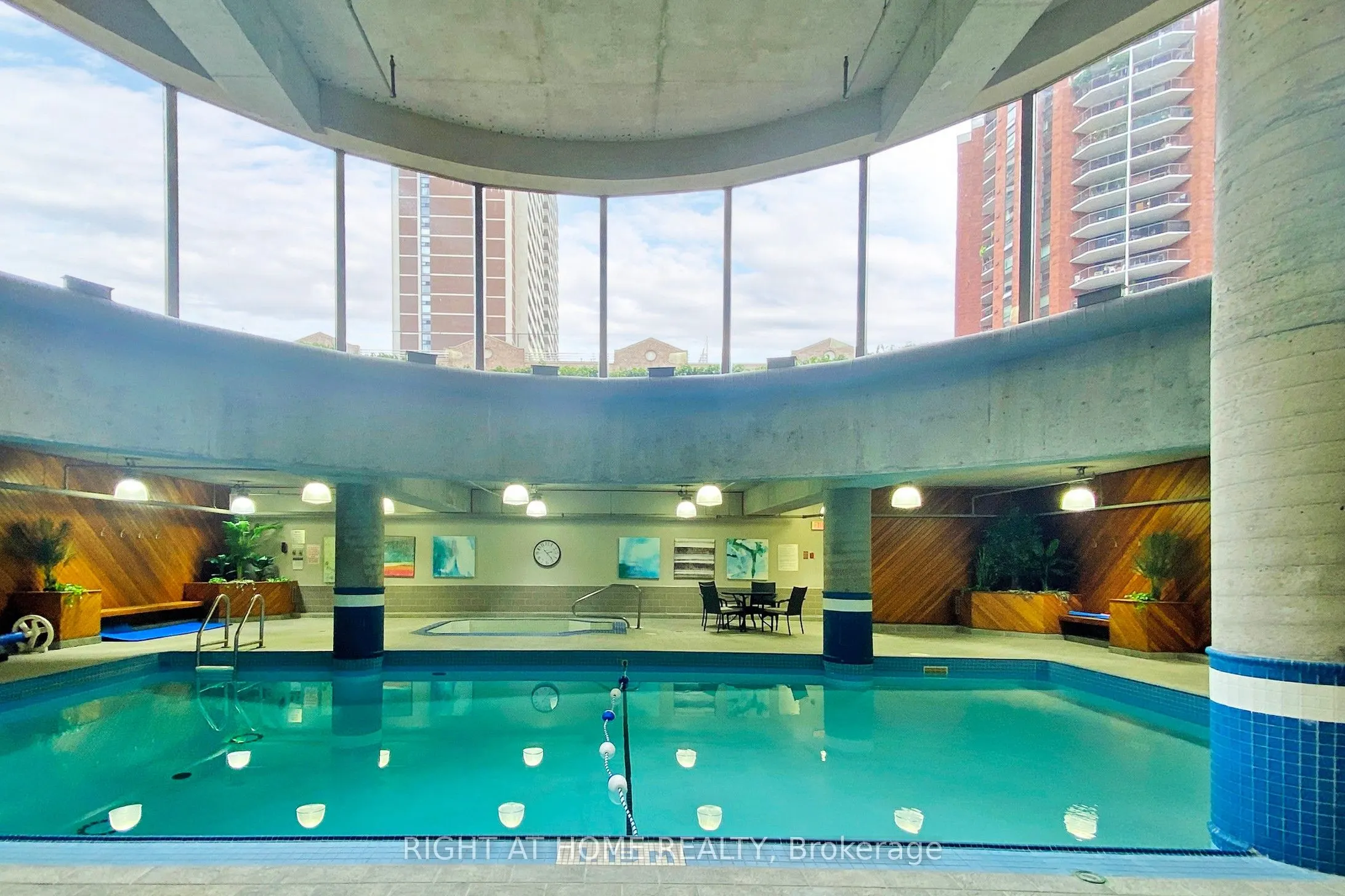 60 Homewood Avenue, #331