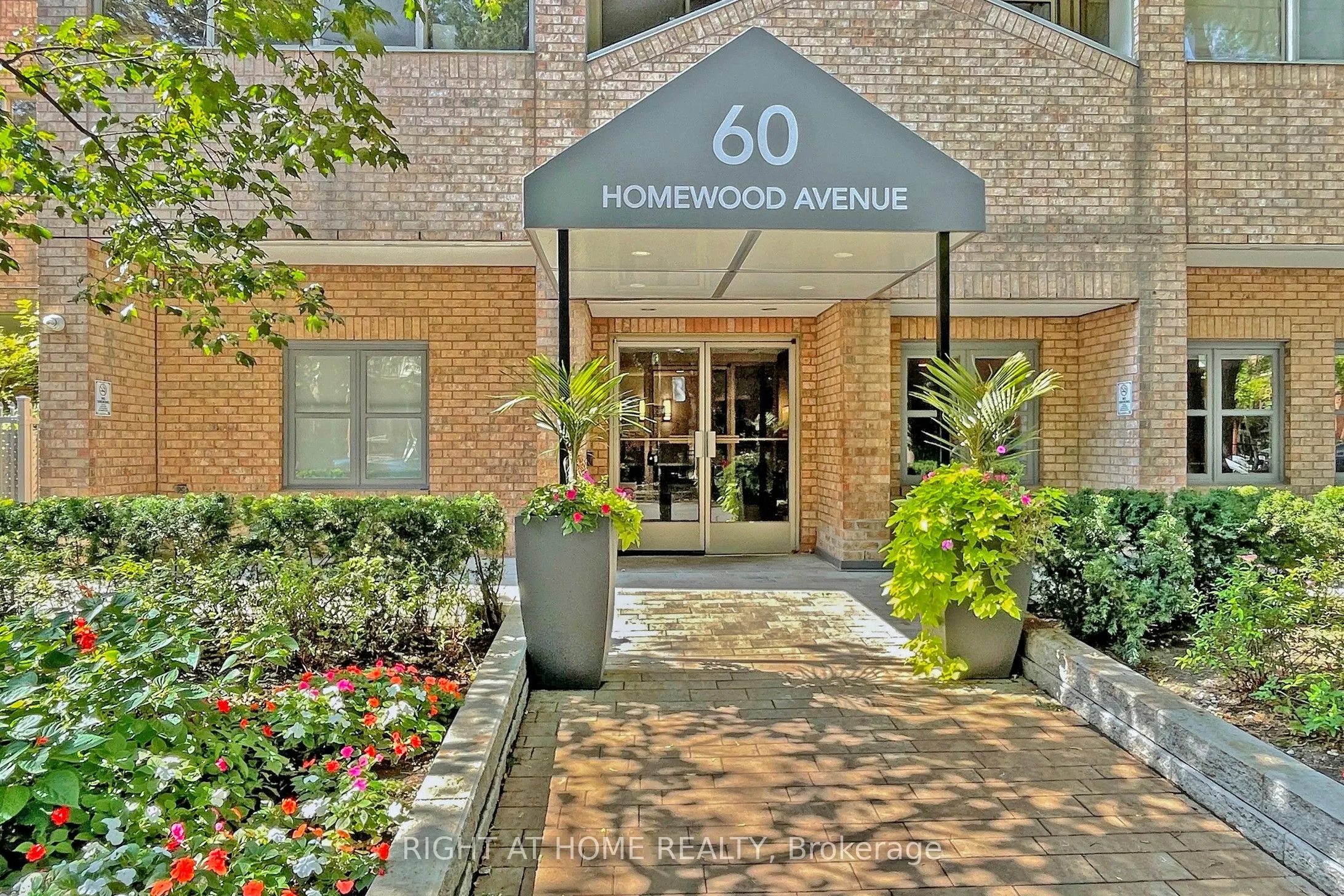 60 Homewood Avenue, #331