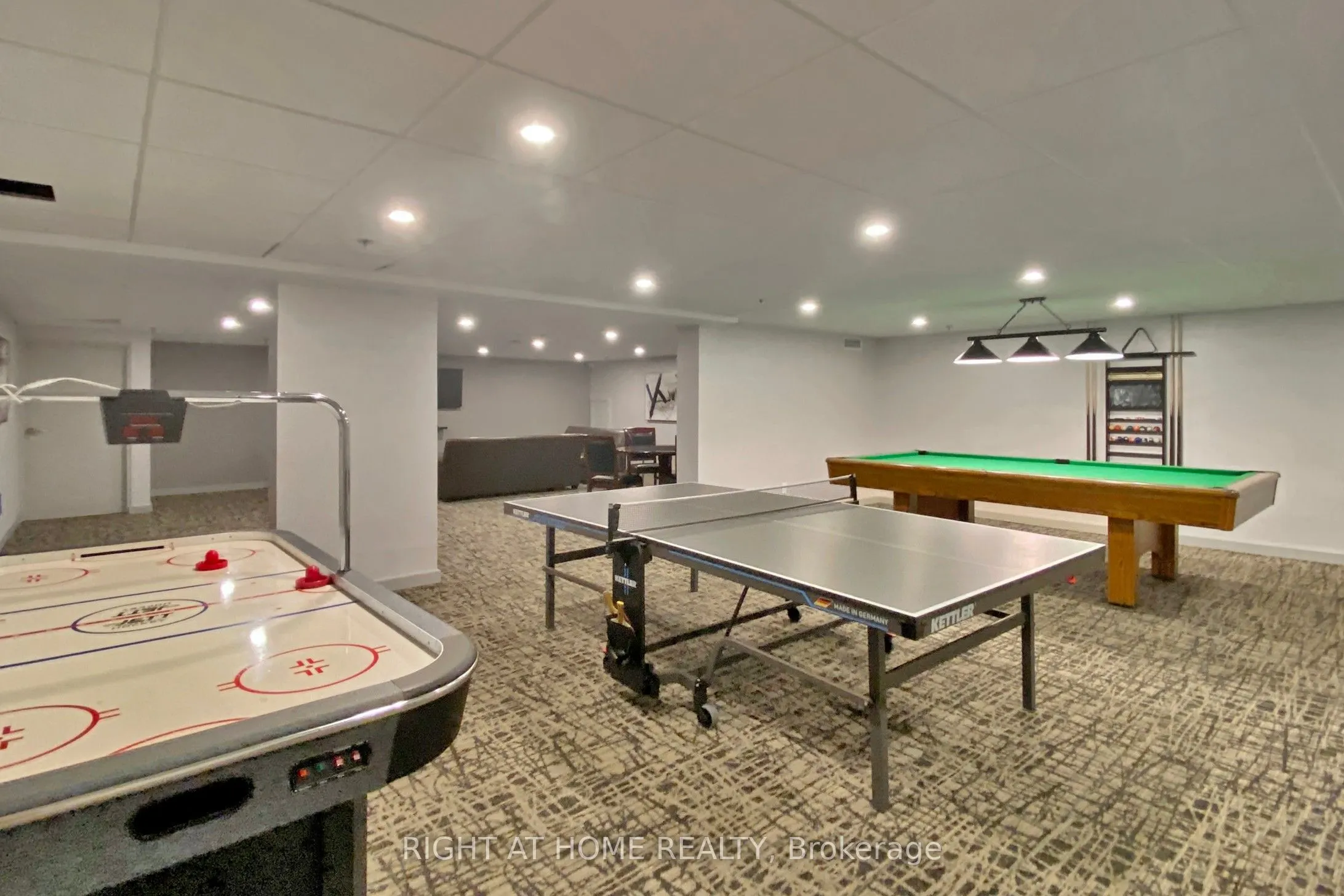 60 Homewood Avenue, #331