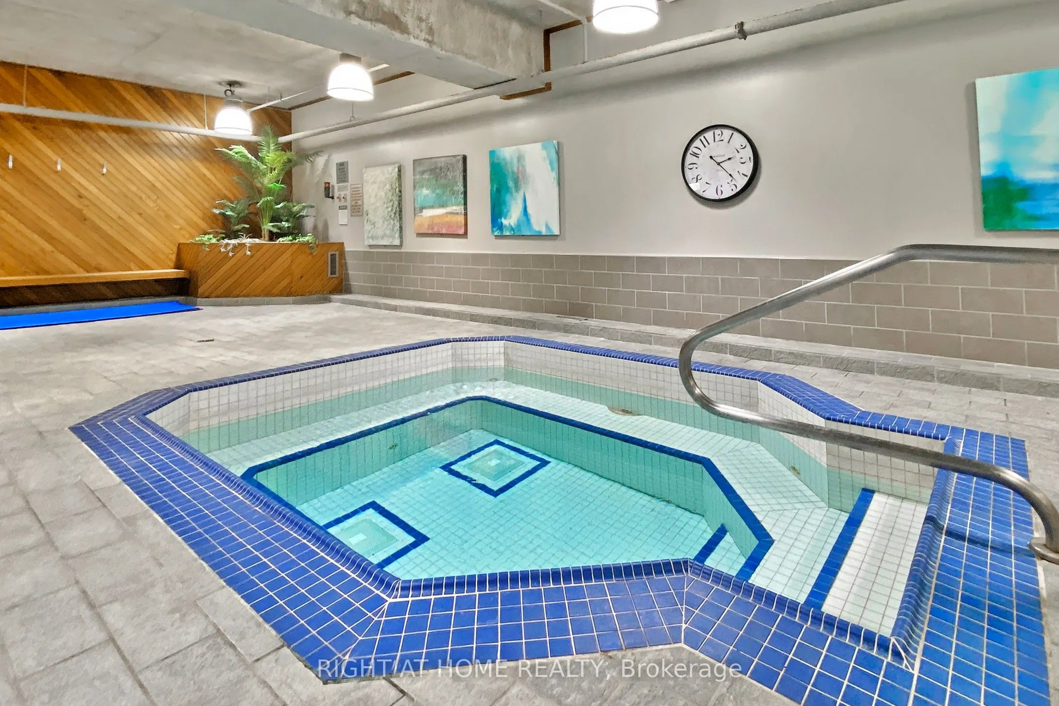 60 Homewood Avenue, #331