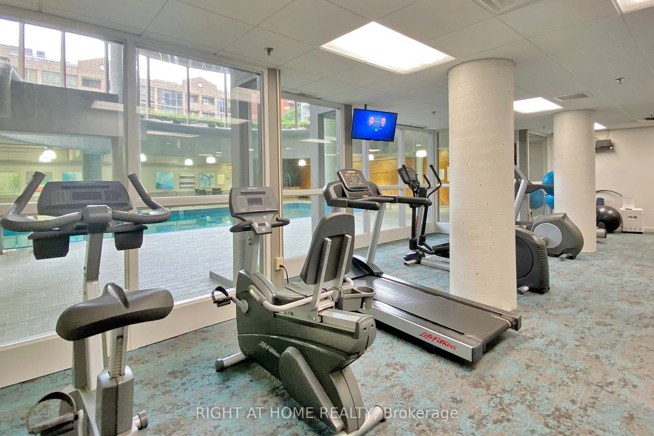 60 Homewood Avenue, #331