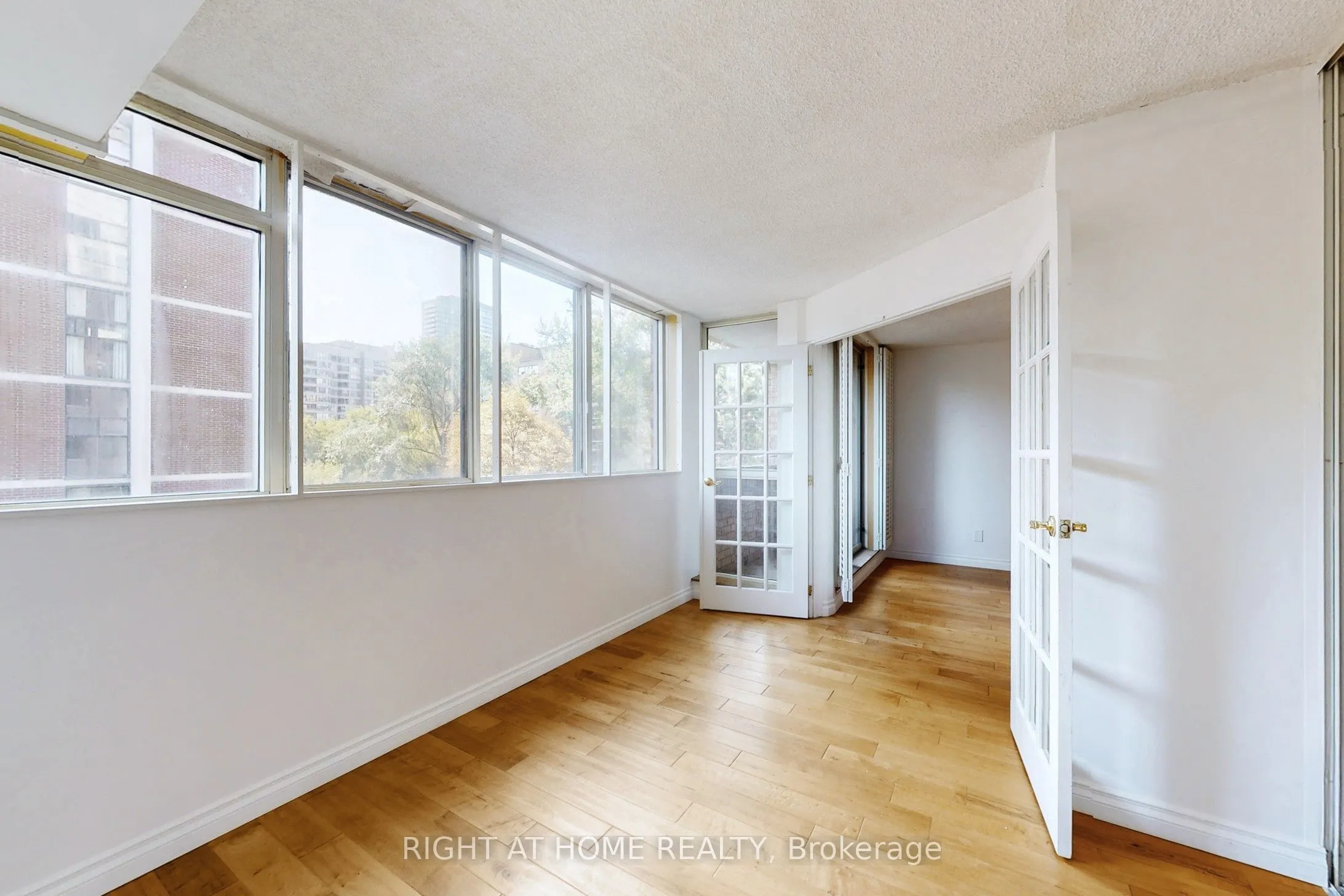 60 Homewood Avenue, #331