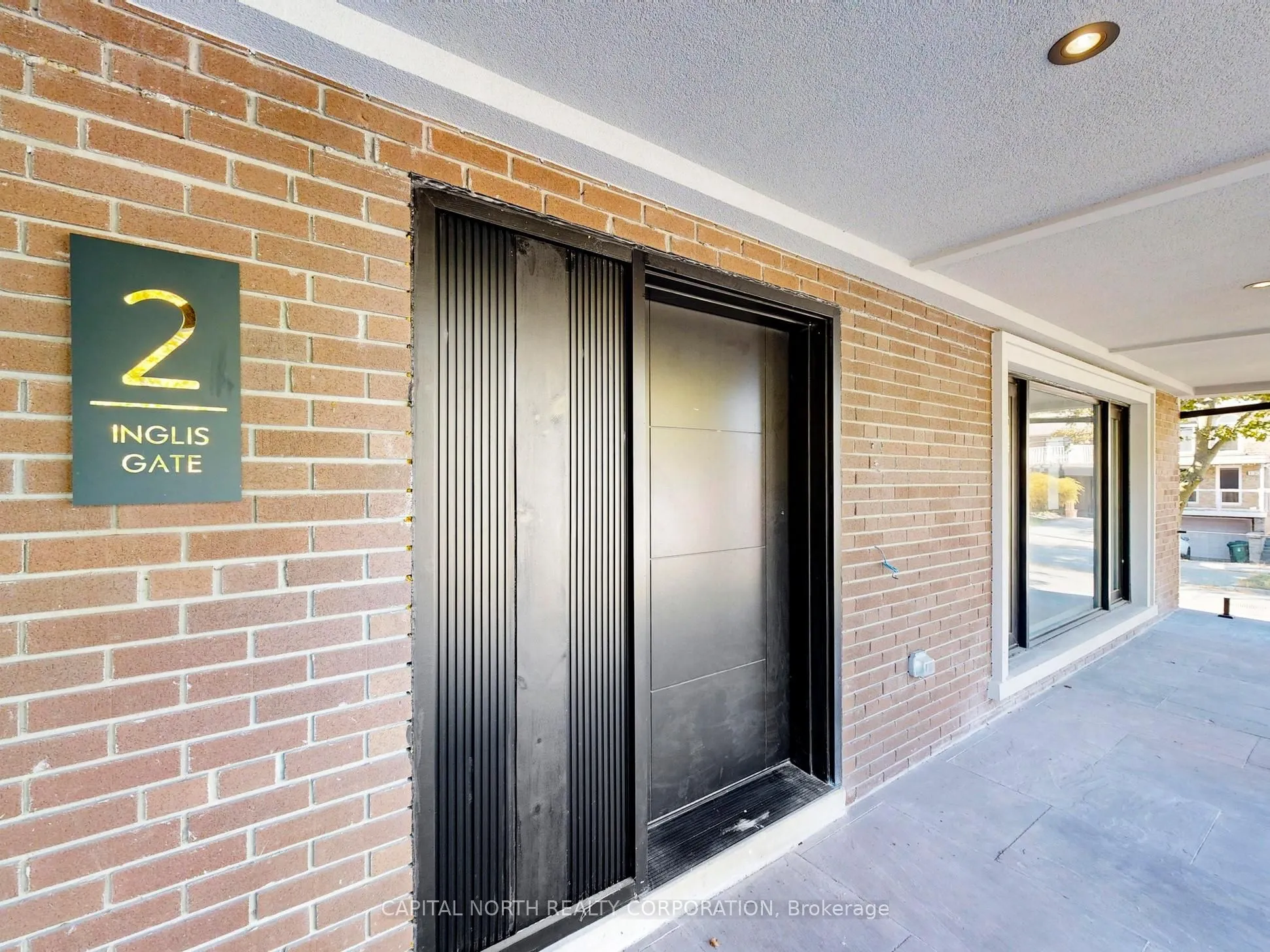 2 Inglis Gate