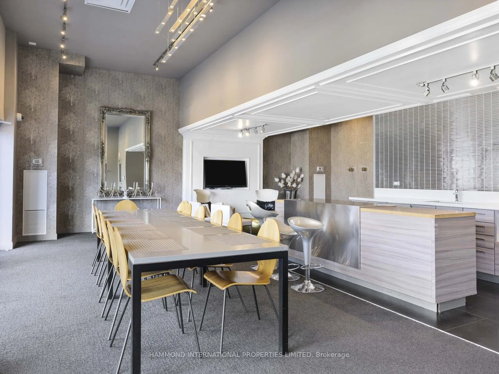 510 King Street E, #229