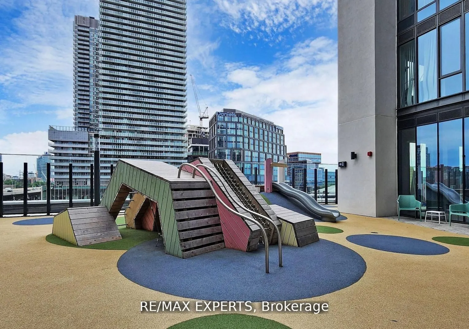 138 Downes Street, #3302