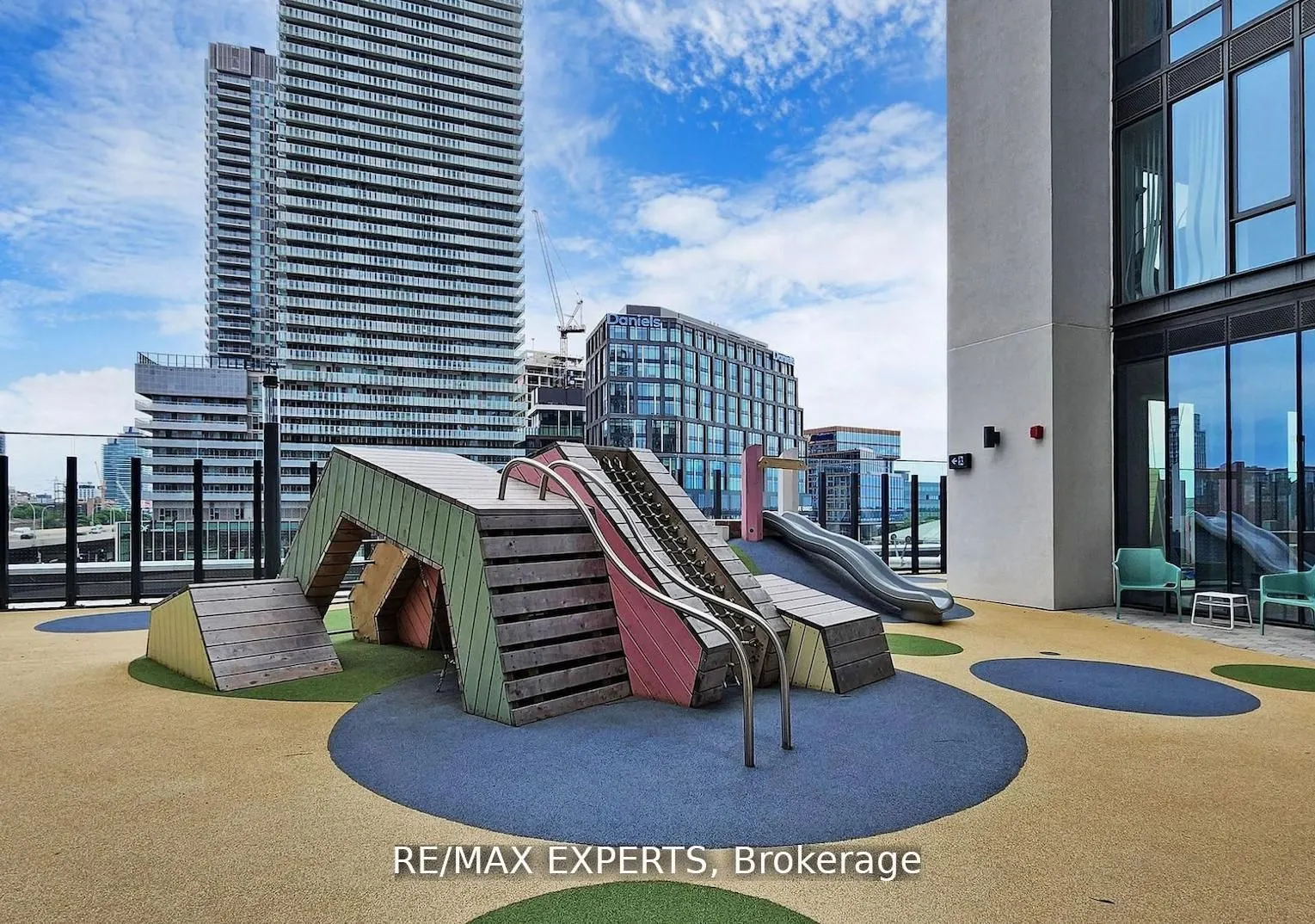 138 Downes Street, #3302