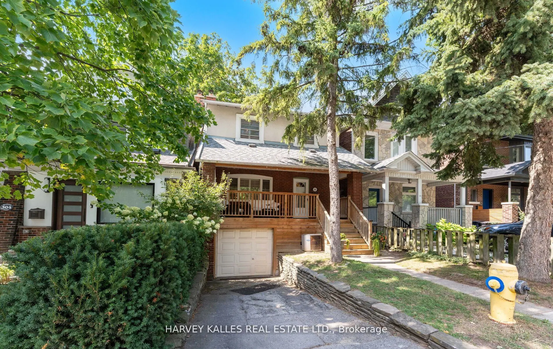 306 Wychwood Avenue